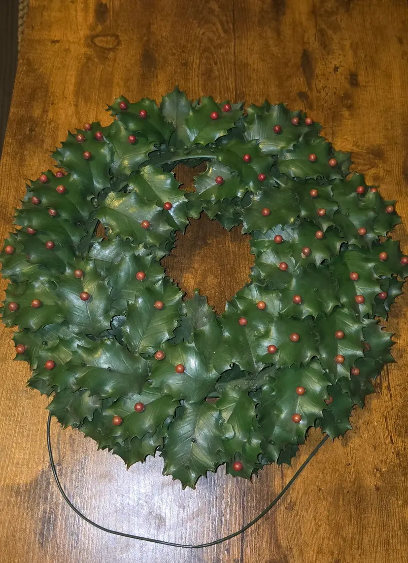 Vintage Holly & Berries Plastic Door Wreath