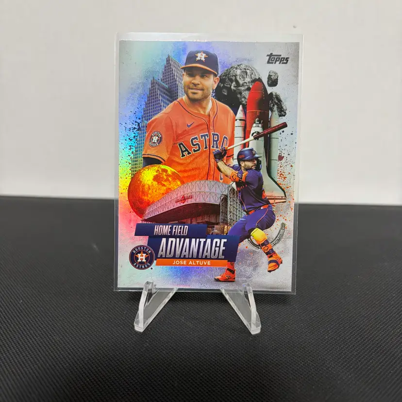 2025 Topps Jose Altuve Home Field Advantage