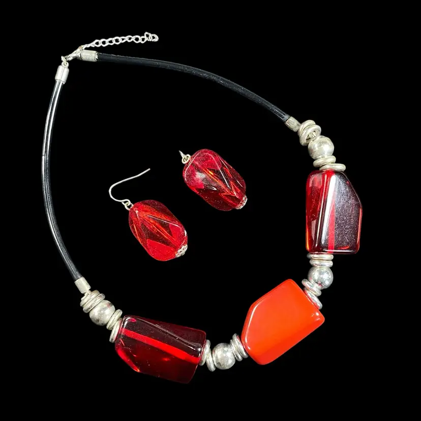 Chunky Acrylic Red Beaded Necklace Earrings Set Silver tone Black #06
