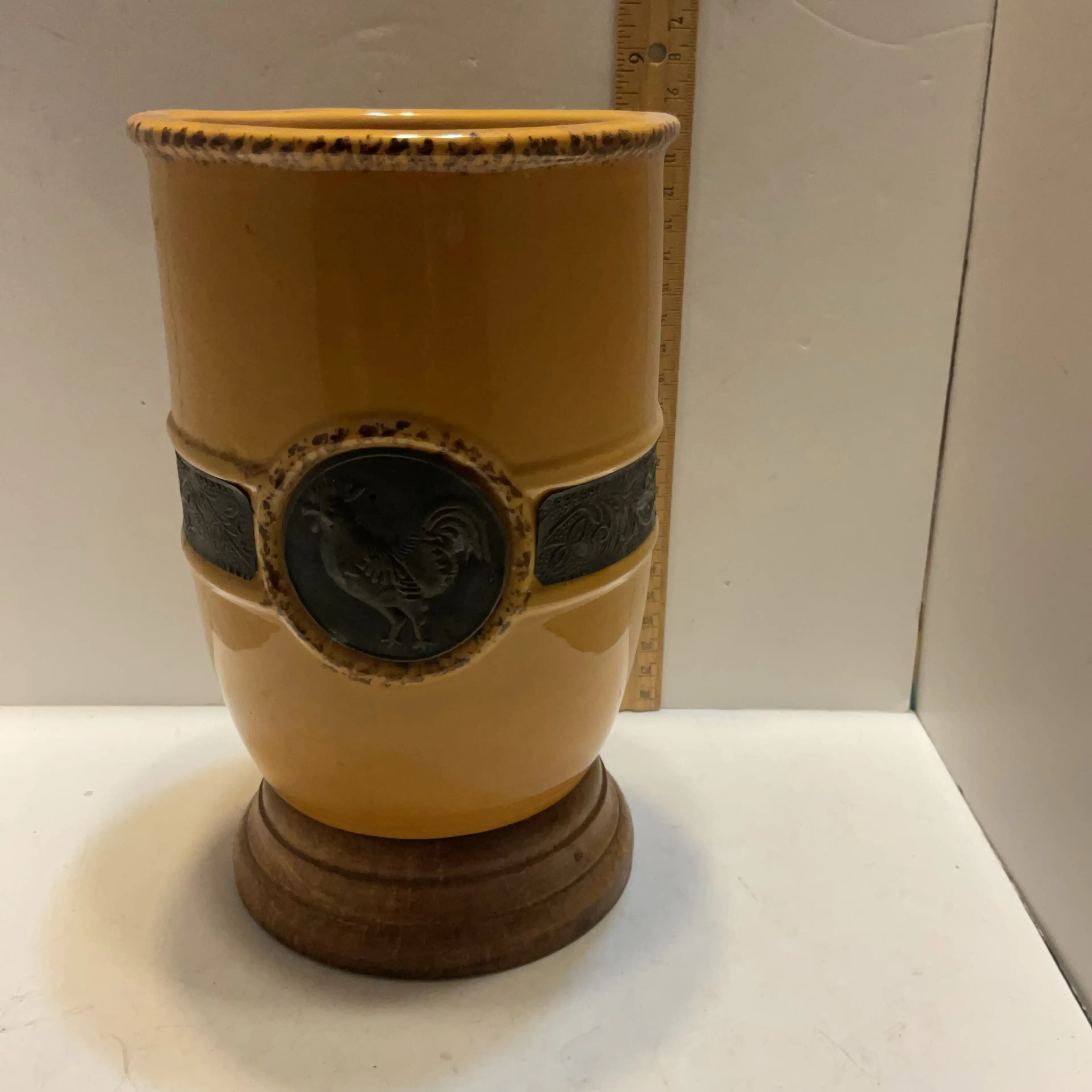 Image 2 of 7