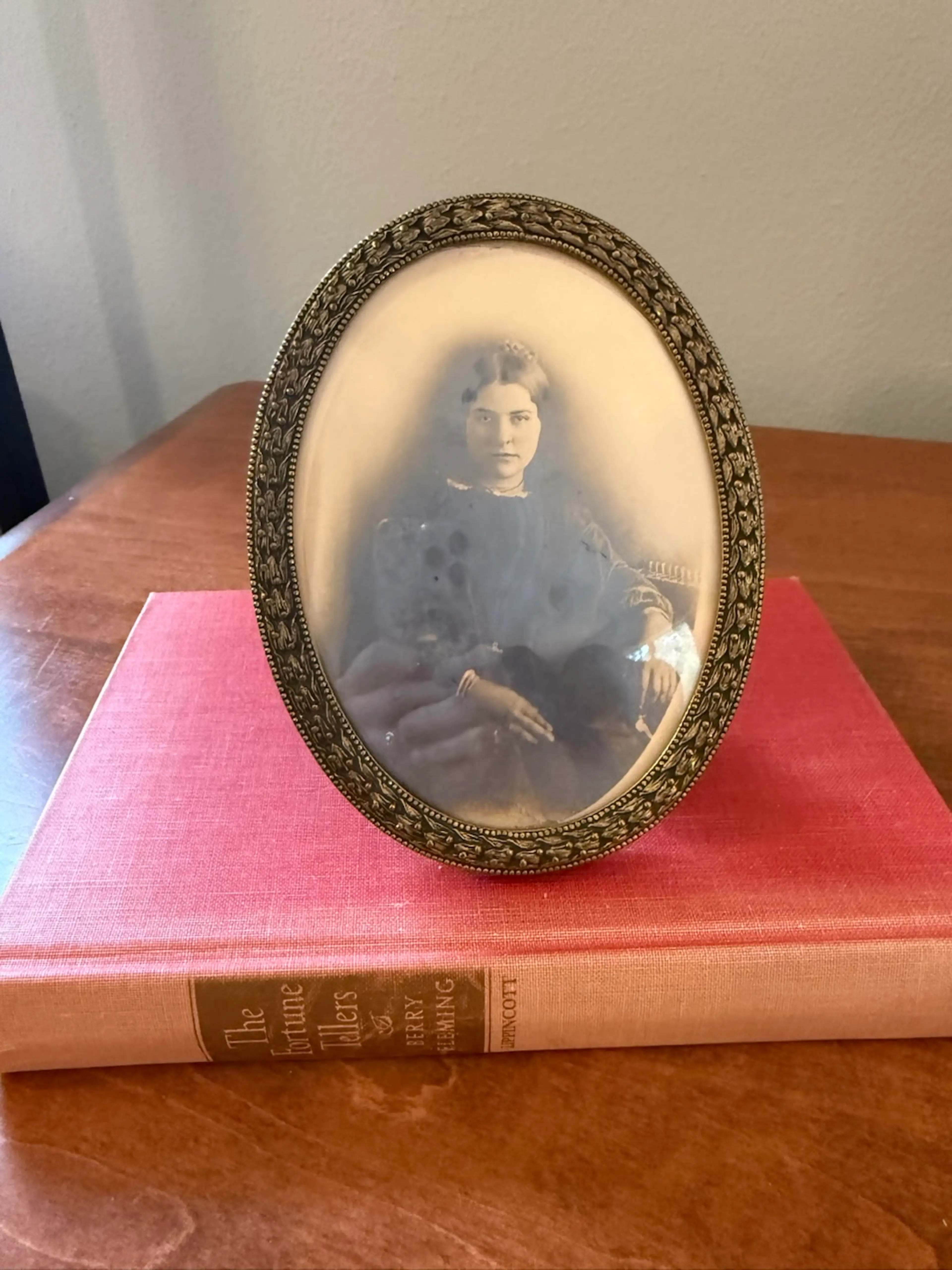 Image 1 of 6