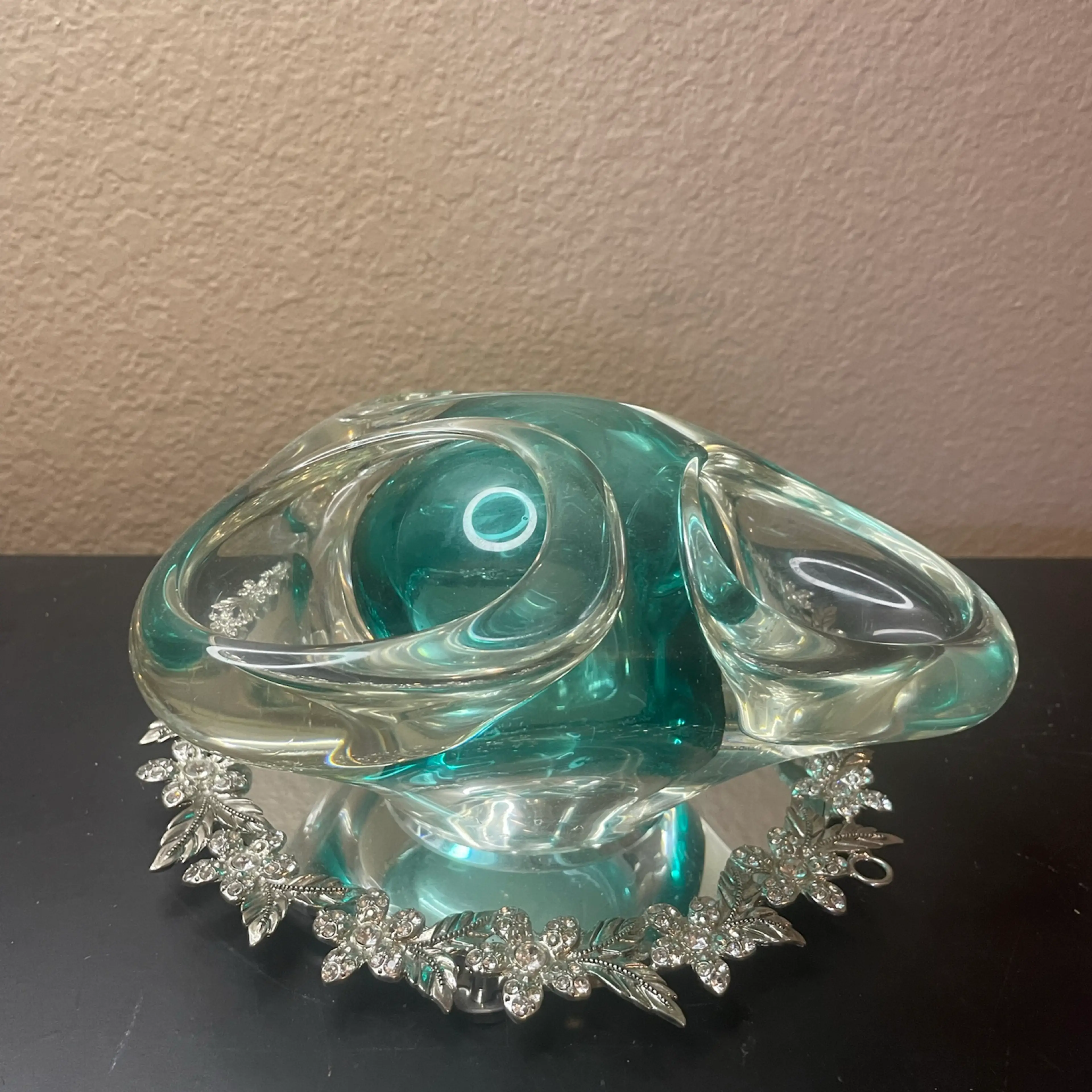 Image 4 of 5