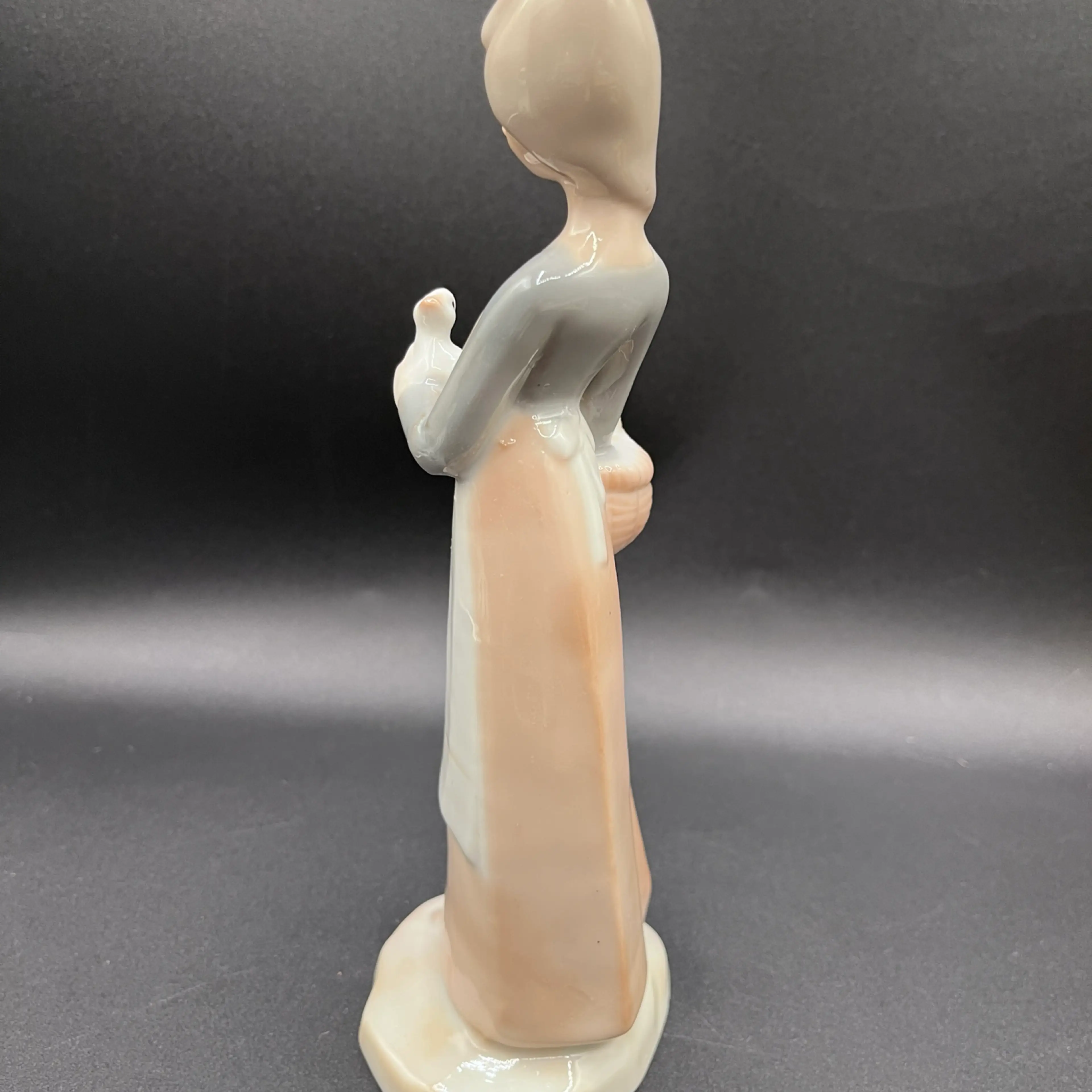 Image 4 of 6