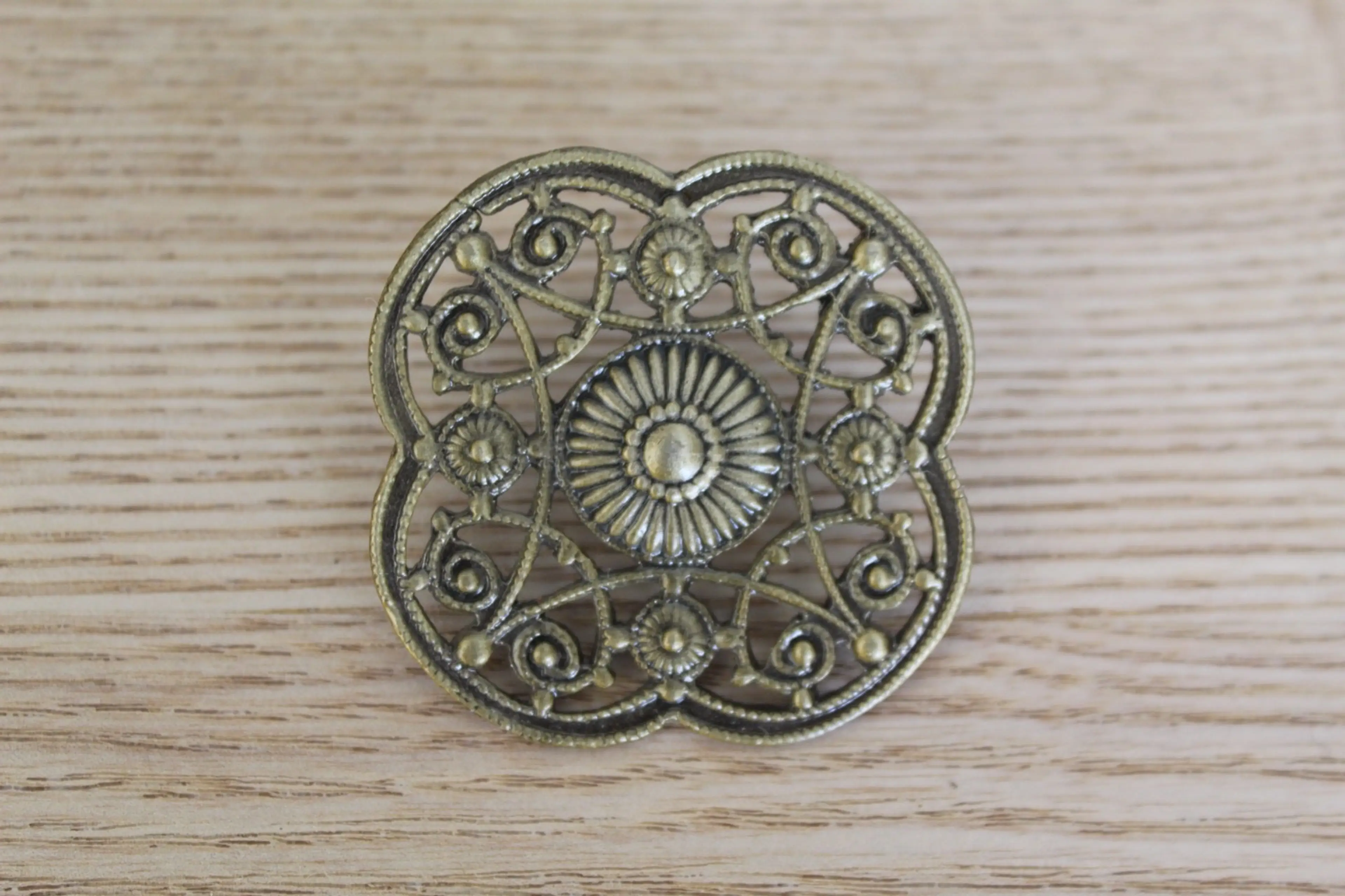 Image 3 of 3