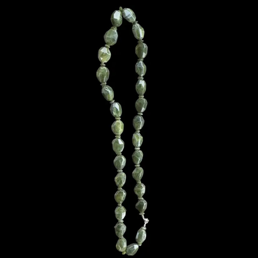Vintage 32” Moss Green Necklace