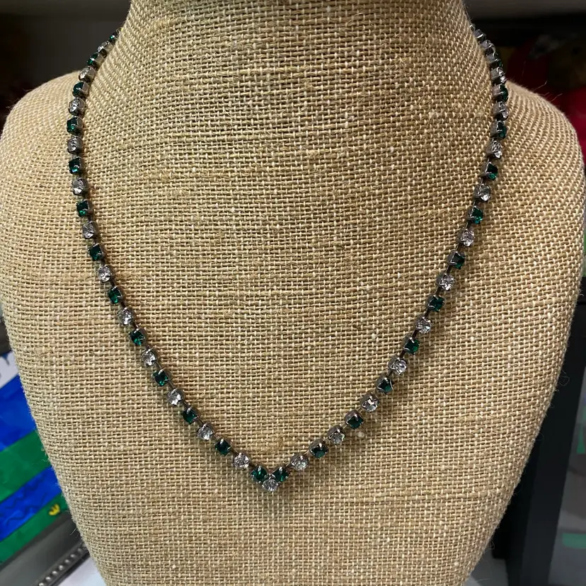 Rhinestone Green & Clear Necklace 18” Fold Over Clasp Silver Tone Unmarked