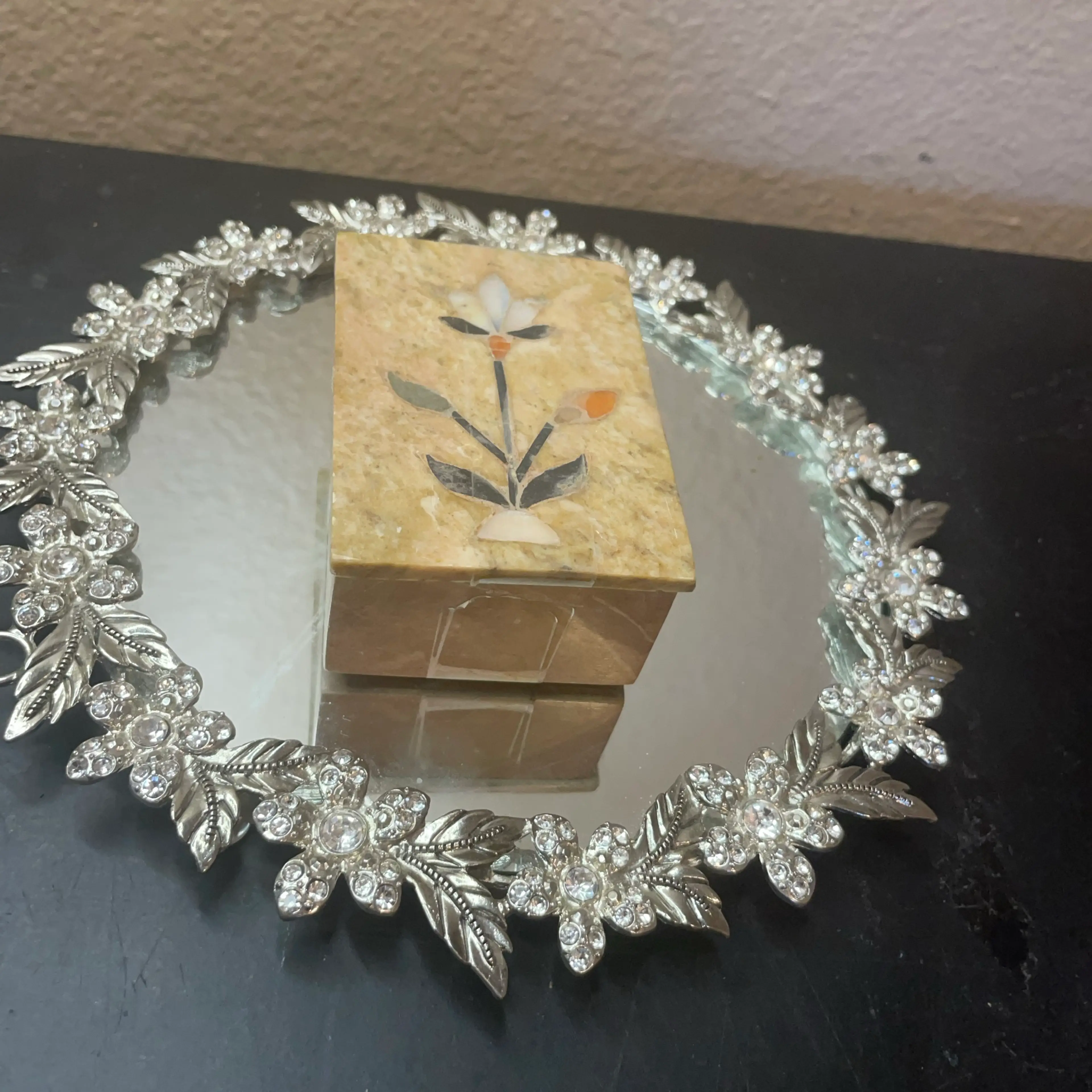 Image 4 of 5