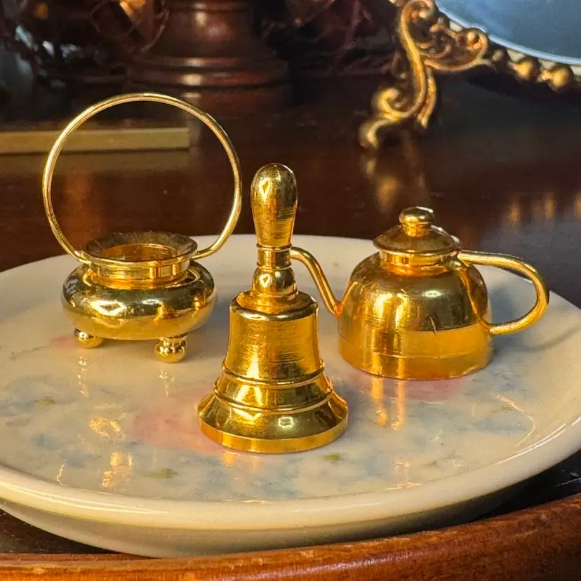 😻 Set of 3 Mini Brass Household Treasures – Kettle, Bell & Pot