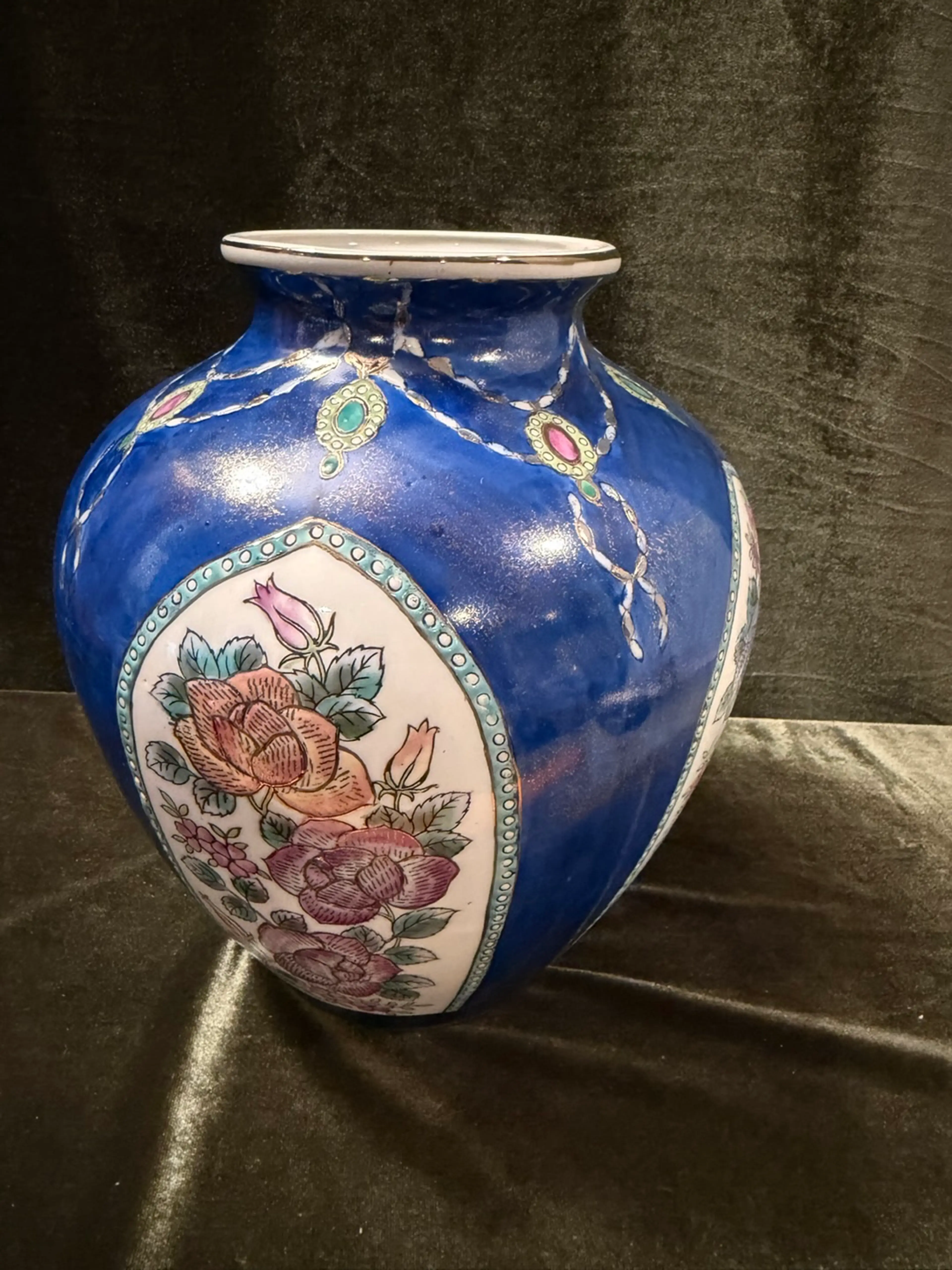 Image 4 of 14