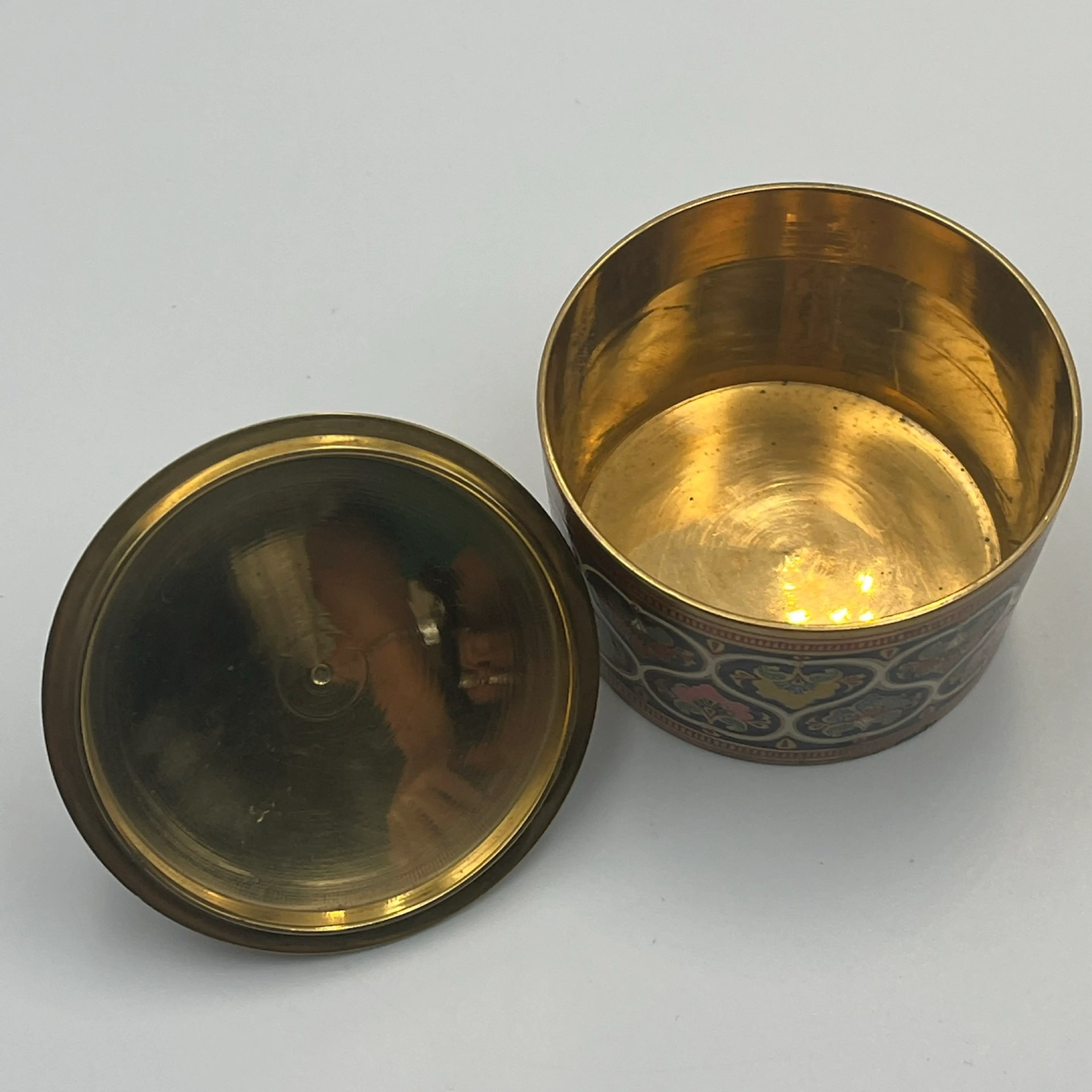 Image 2 of 3
