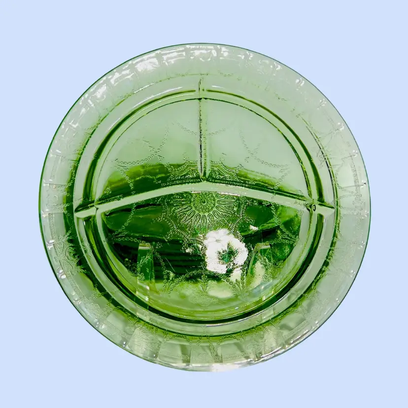#675- Vintage Divided Grill Plate 10” Green "Cloverleaf" (or Shamrock) Pattern, Hazel-Atlas Glass Company 1930-1936