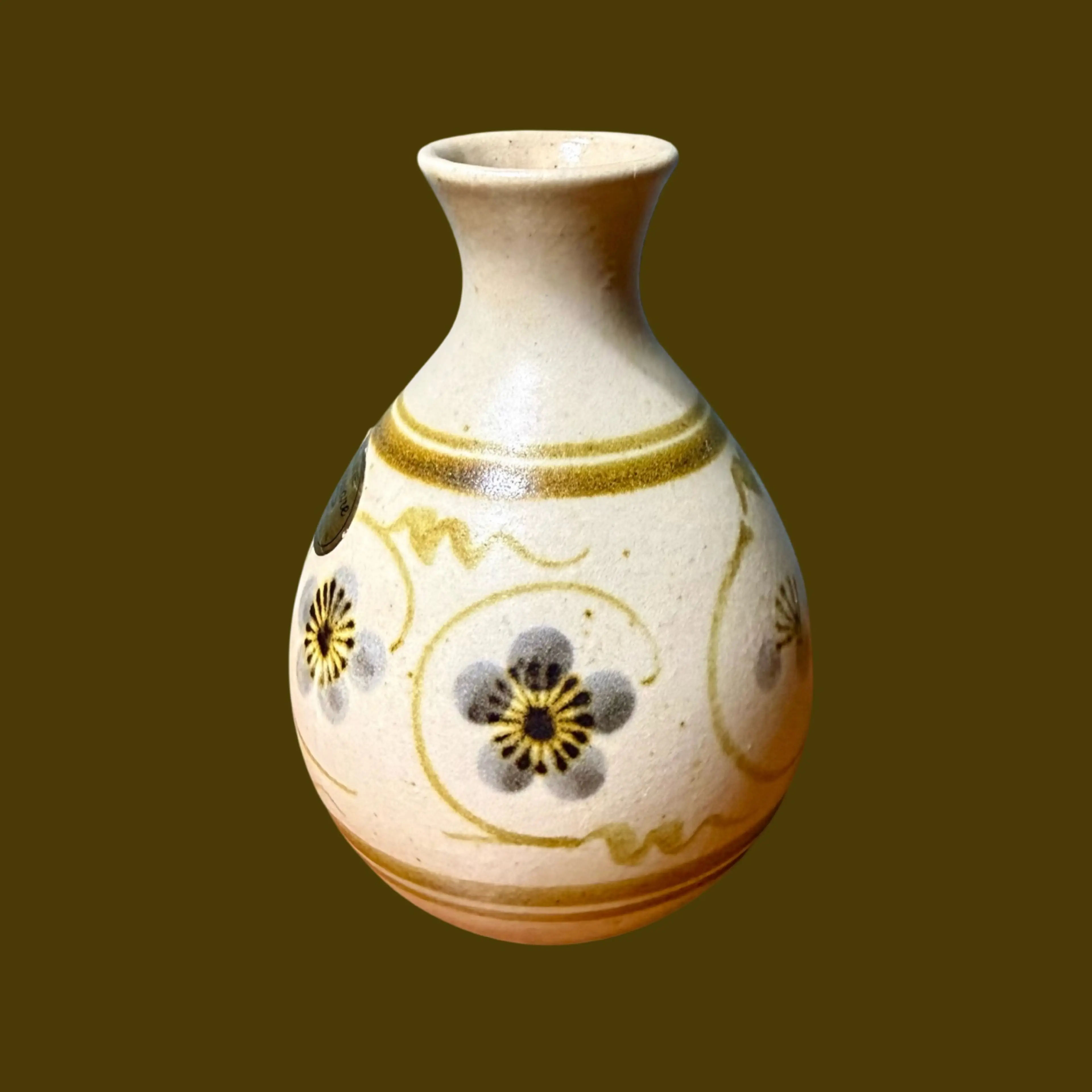 Image 2 of 8