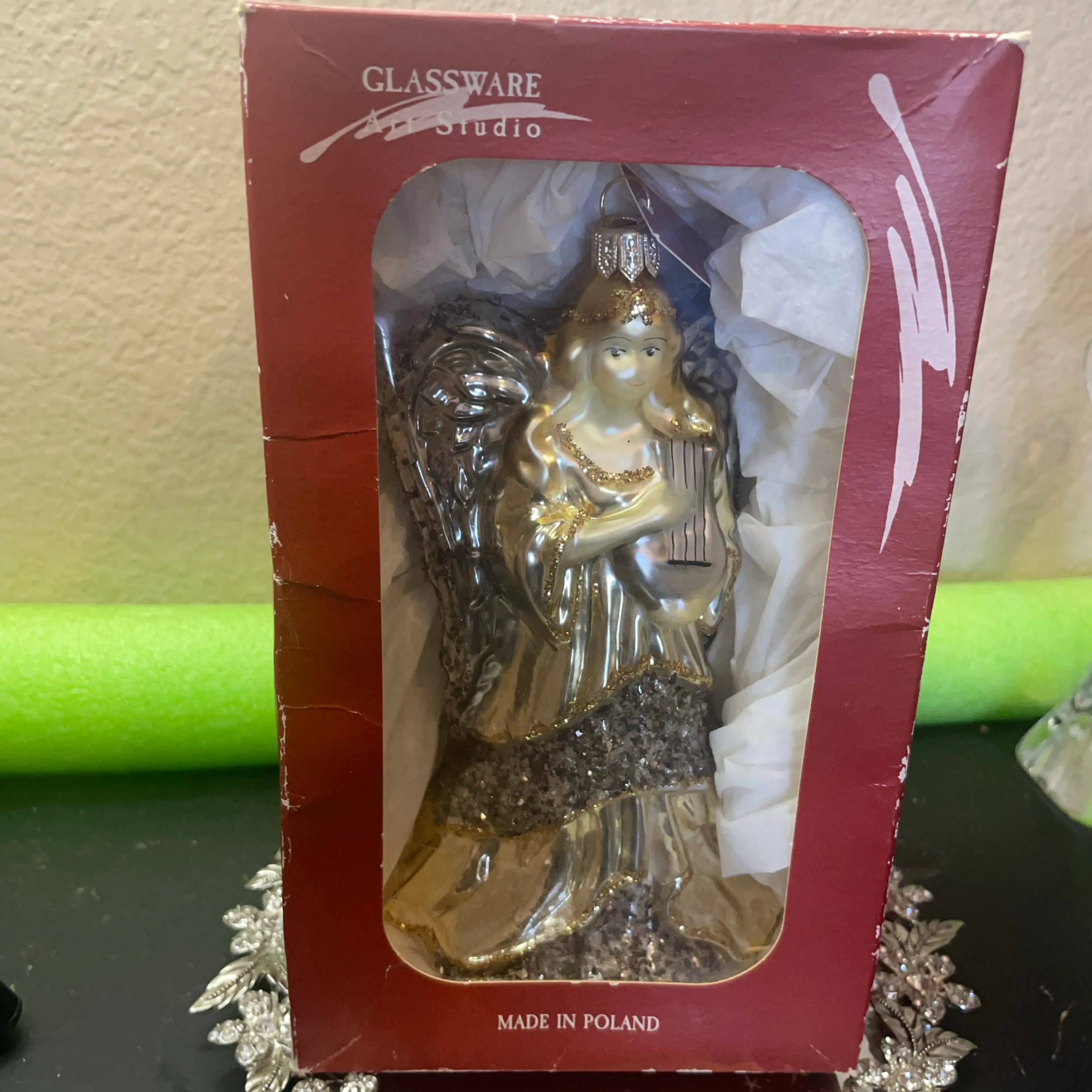 Image 3 of 3