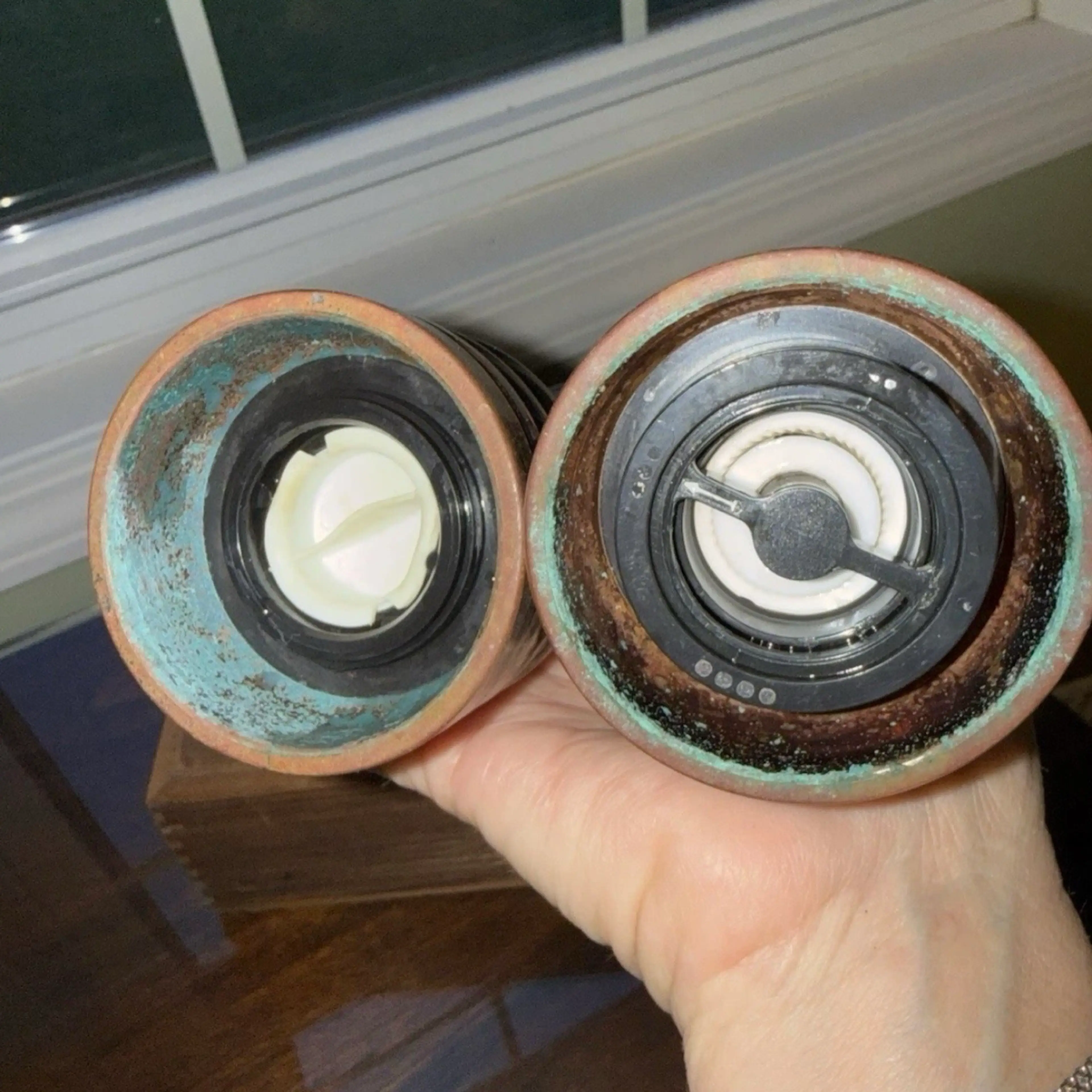 Image 4 of 6