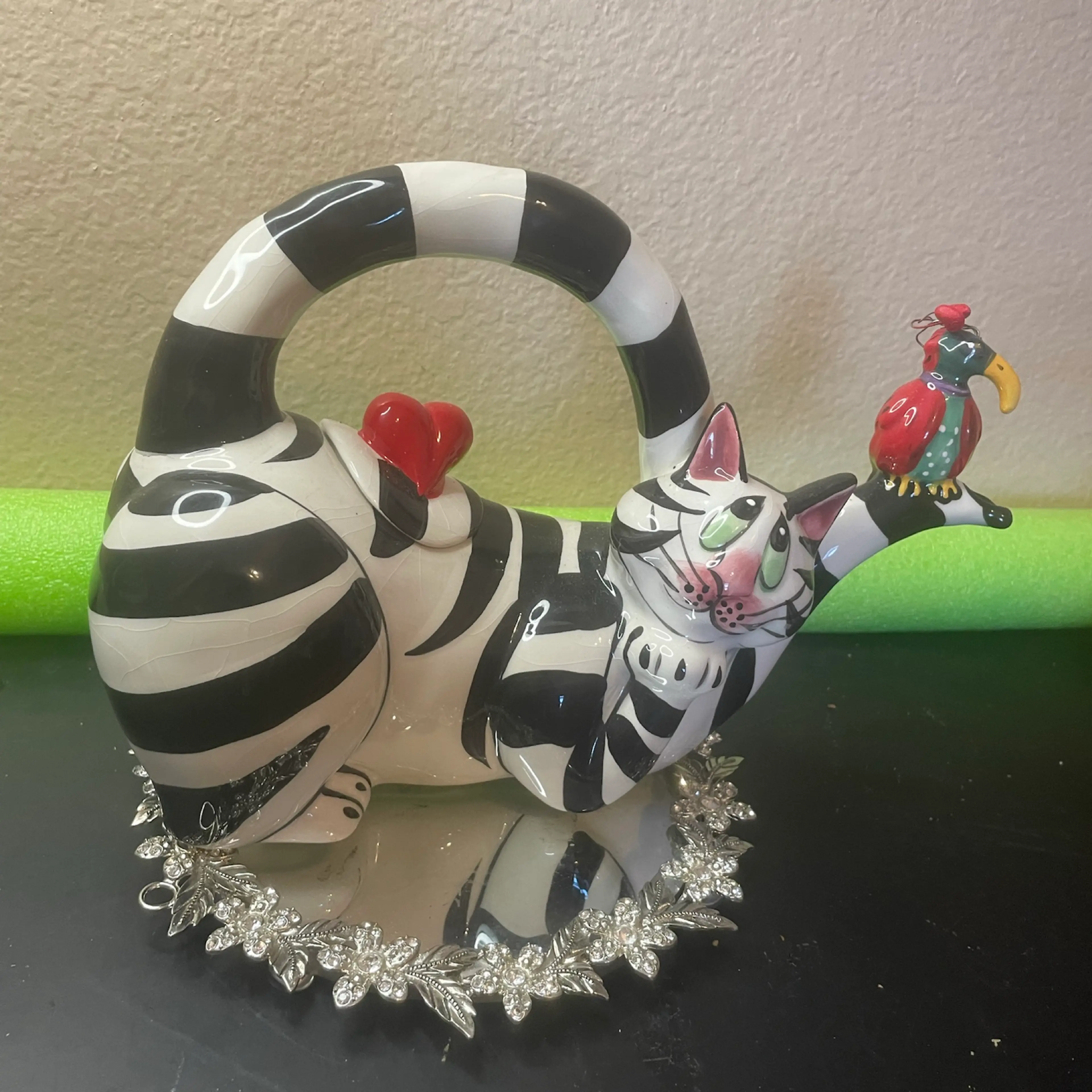 Image 4 of 8