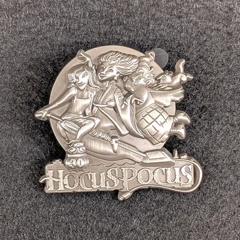 Disney Pin 2023 Hocus Pocus 30th Anniversary 3-D Sanderson Sisters Limited