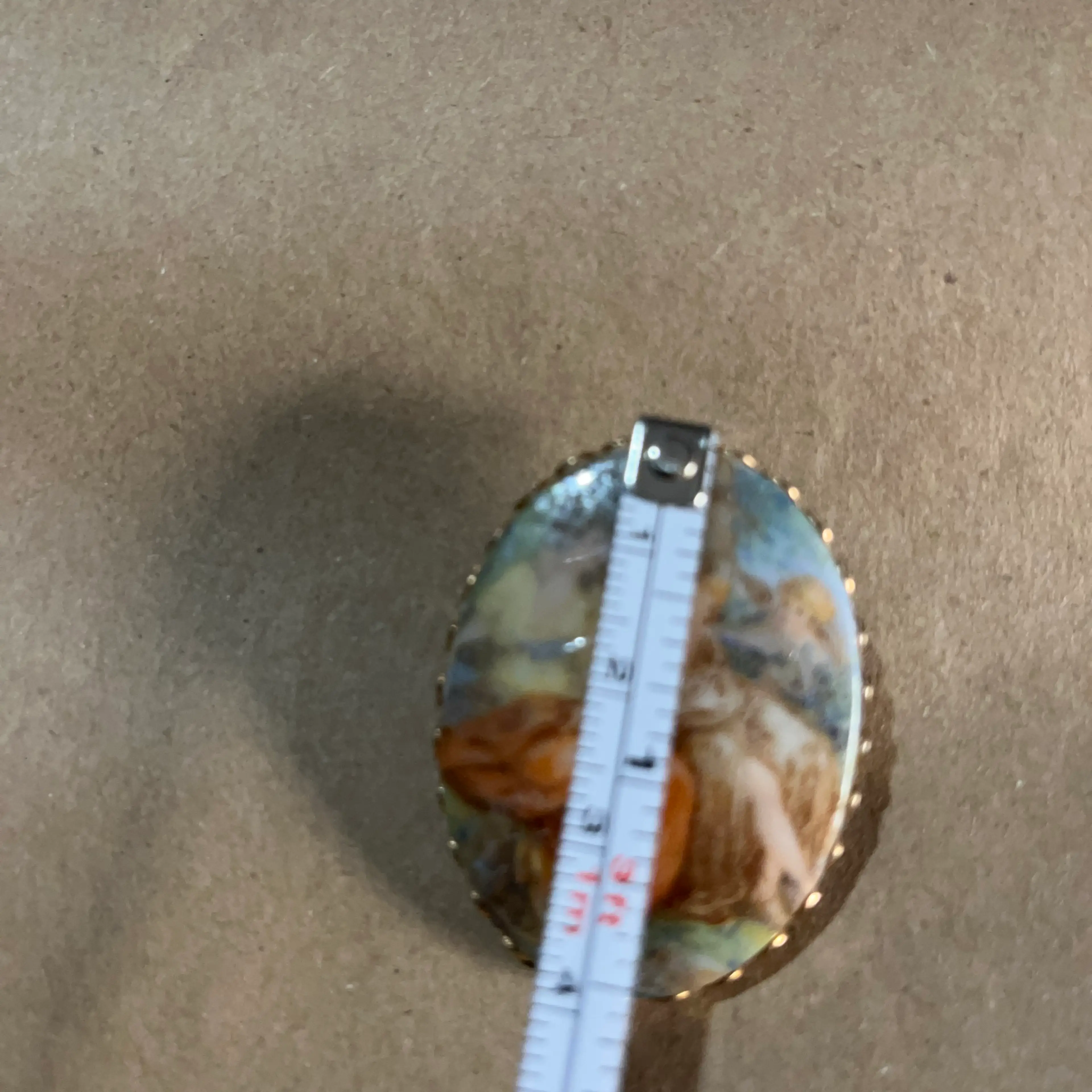Image 4 of 6