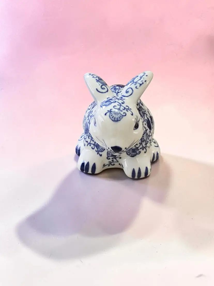 Vintage Bombay Blue And White Porcelain Chinoiserie Rabbit Figurine