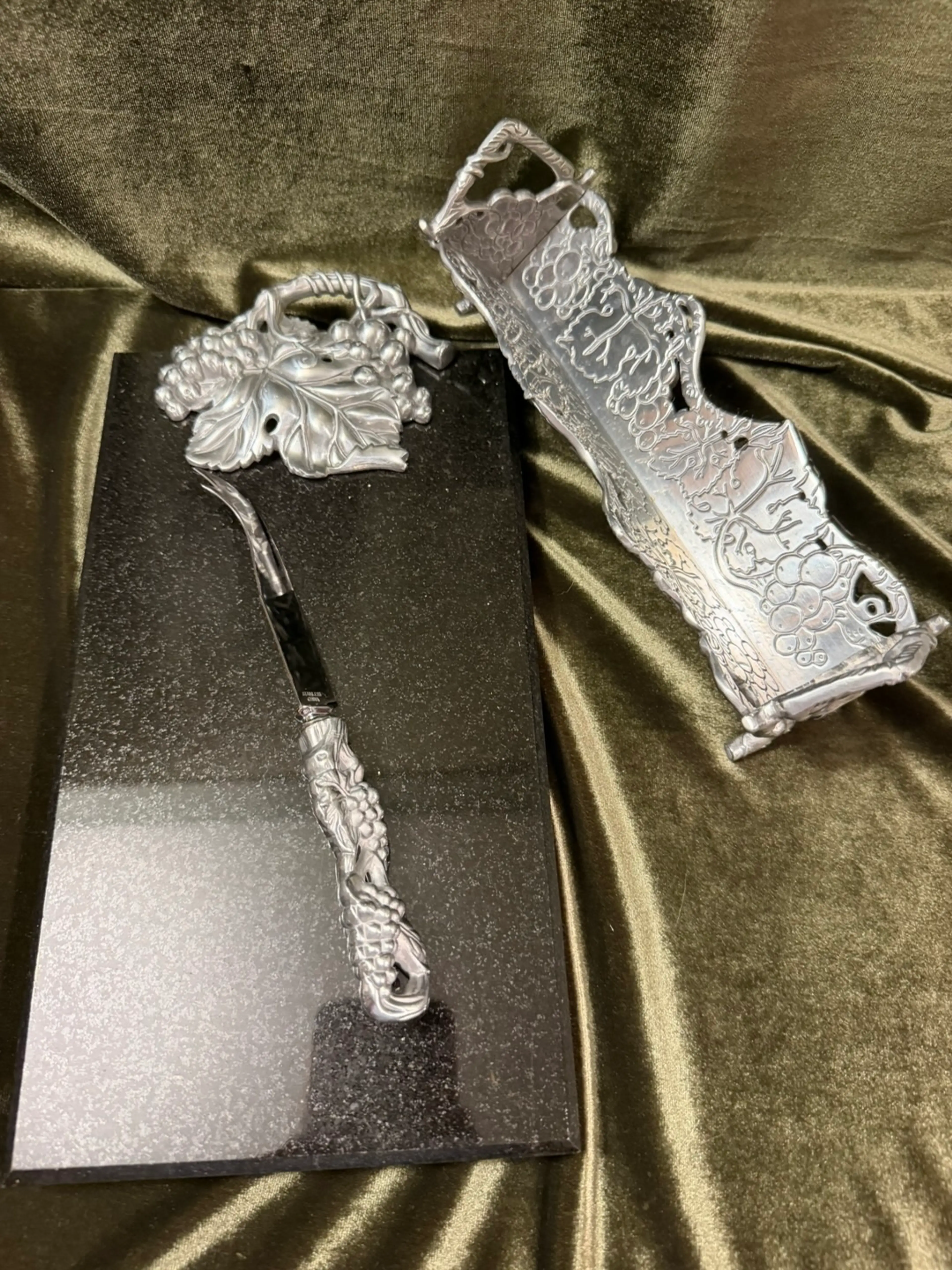 Image 2 of 10