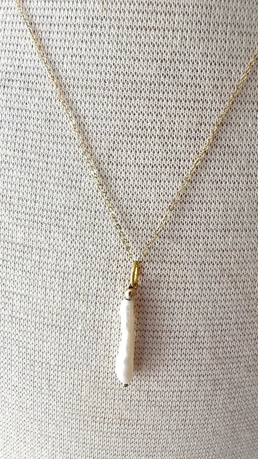 Goldfill Chain Necklace With Stick White Pearl  Pendant