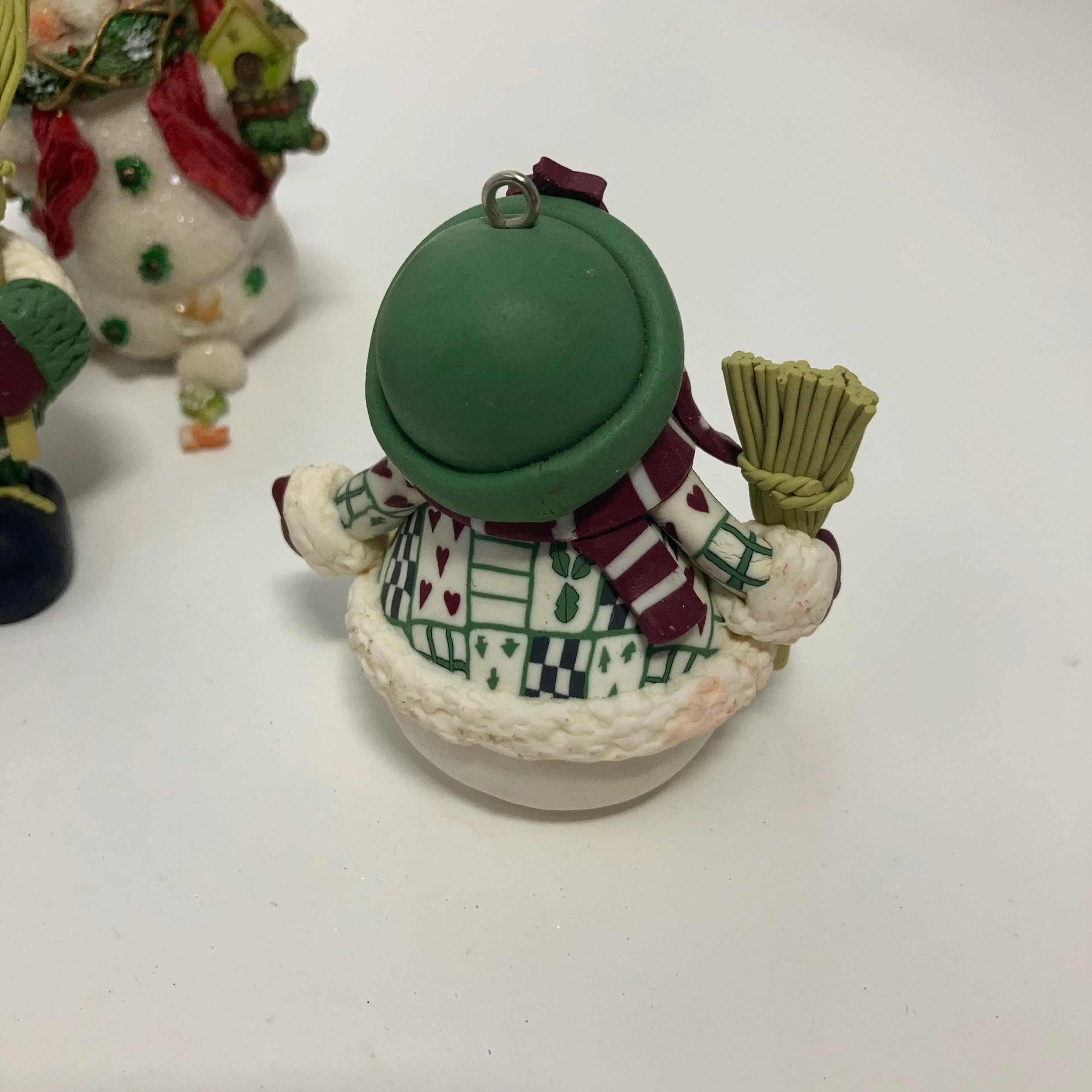 Image 4 of 19
