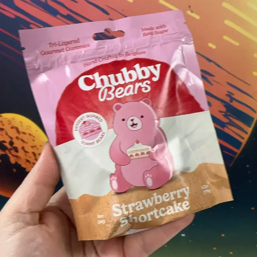 🧸 Strawberry Shortcake Chubby Bear Triple Later Dessert Gummies 4.2oz