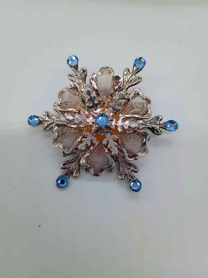 Vintage Gold Tone Blue Glass Rhinestone Snowflake Starburst Brooch 2".