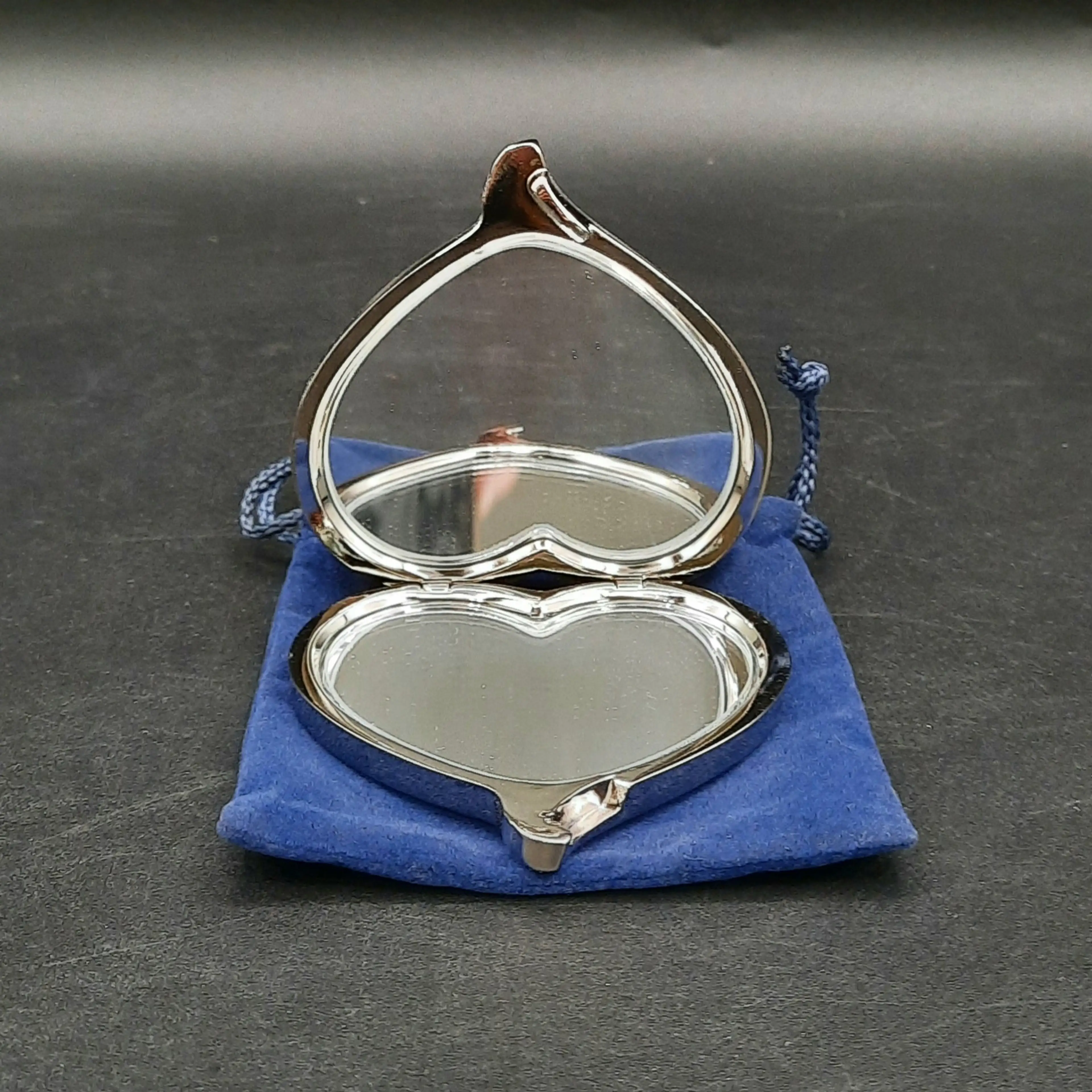 Image 3 of 6