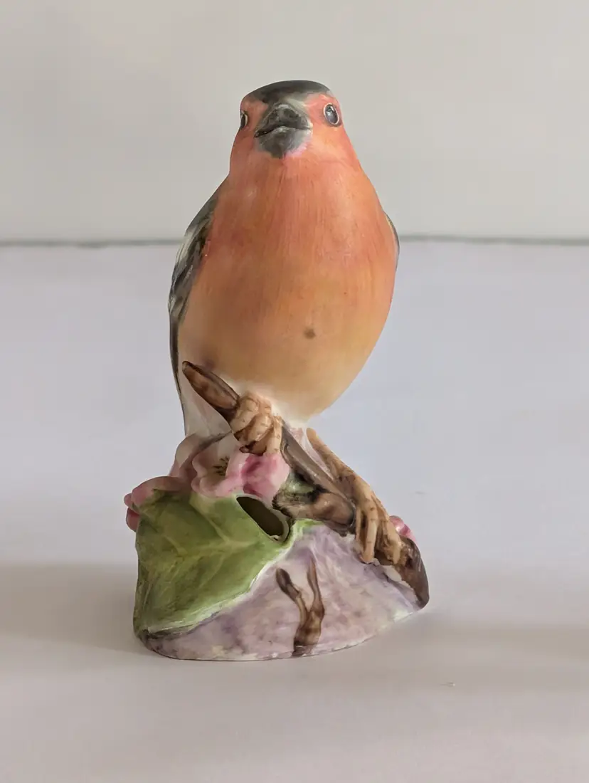 Royal Worcester Fine Bone China Chaffinch Bird Hand Painted Figurine #3240