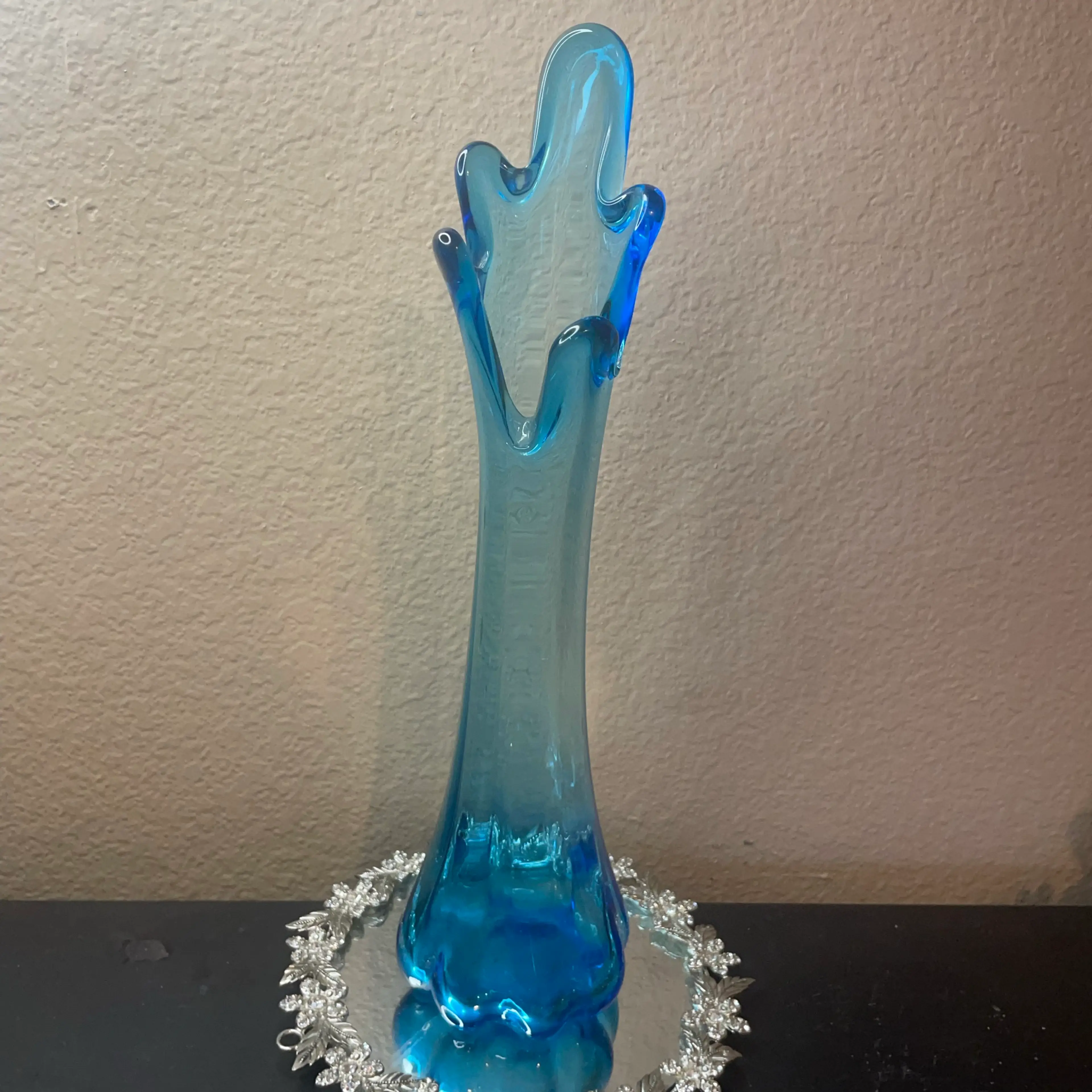 Image 2 of 5