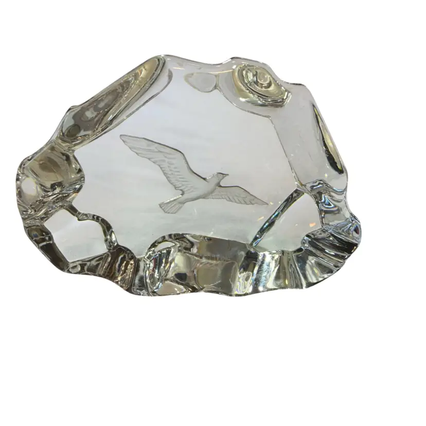 Hallmark Full Lead Crystal Etched Glass Eagle Paperweight