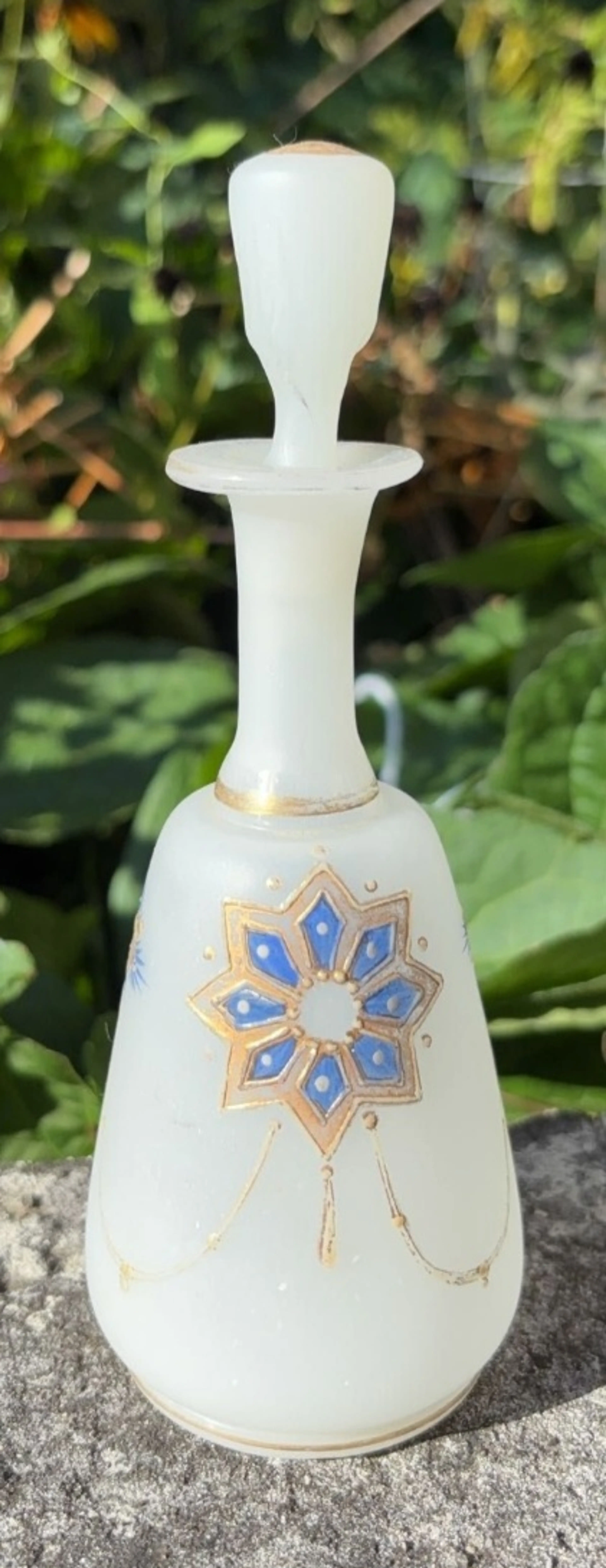 Image 1 of 7