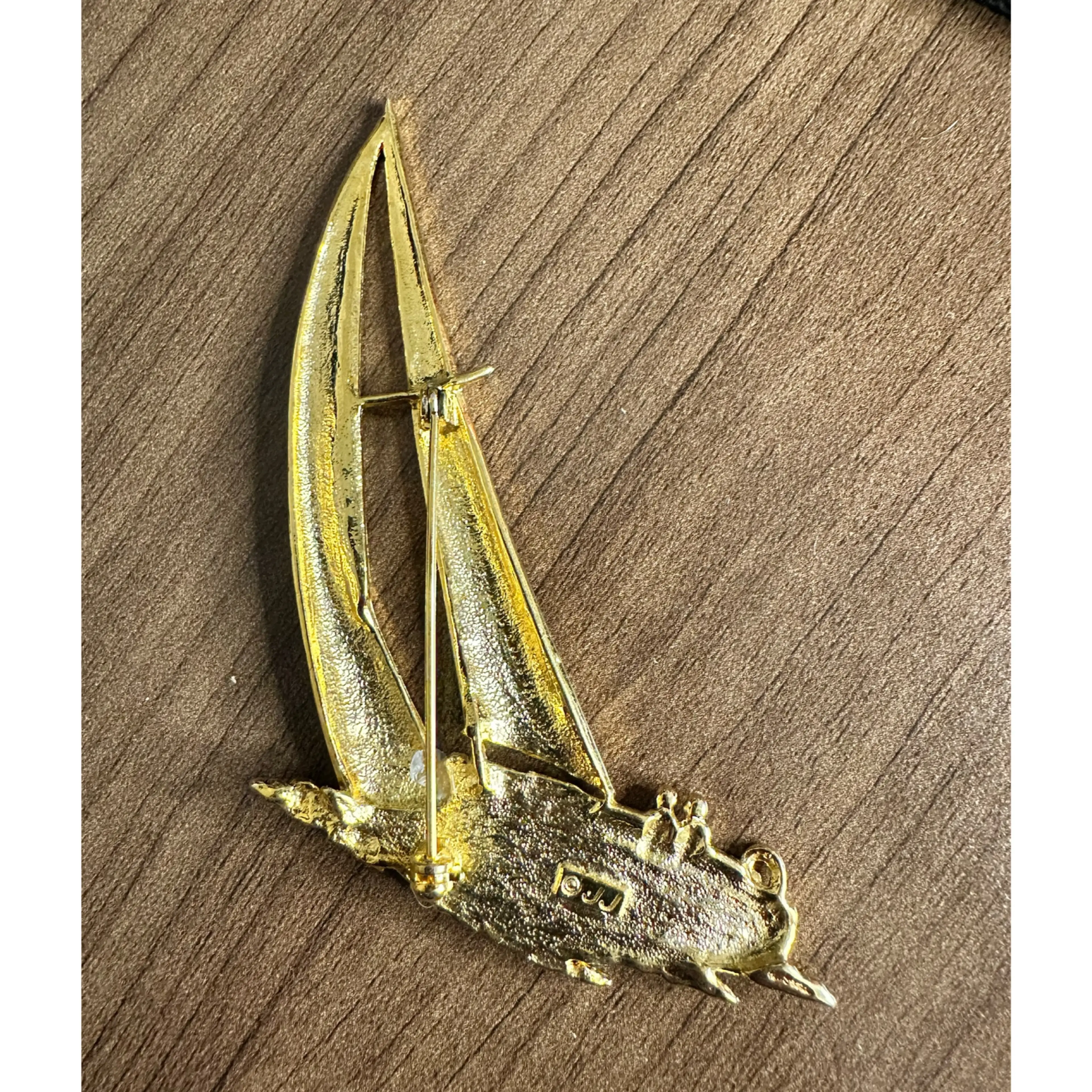 Image 2 of 2