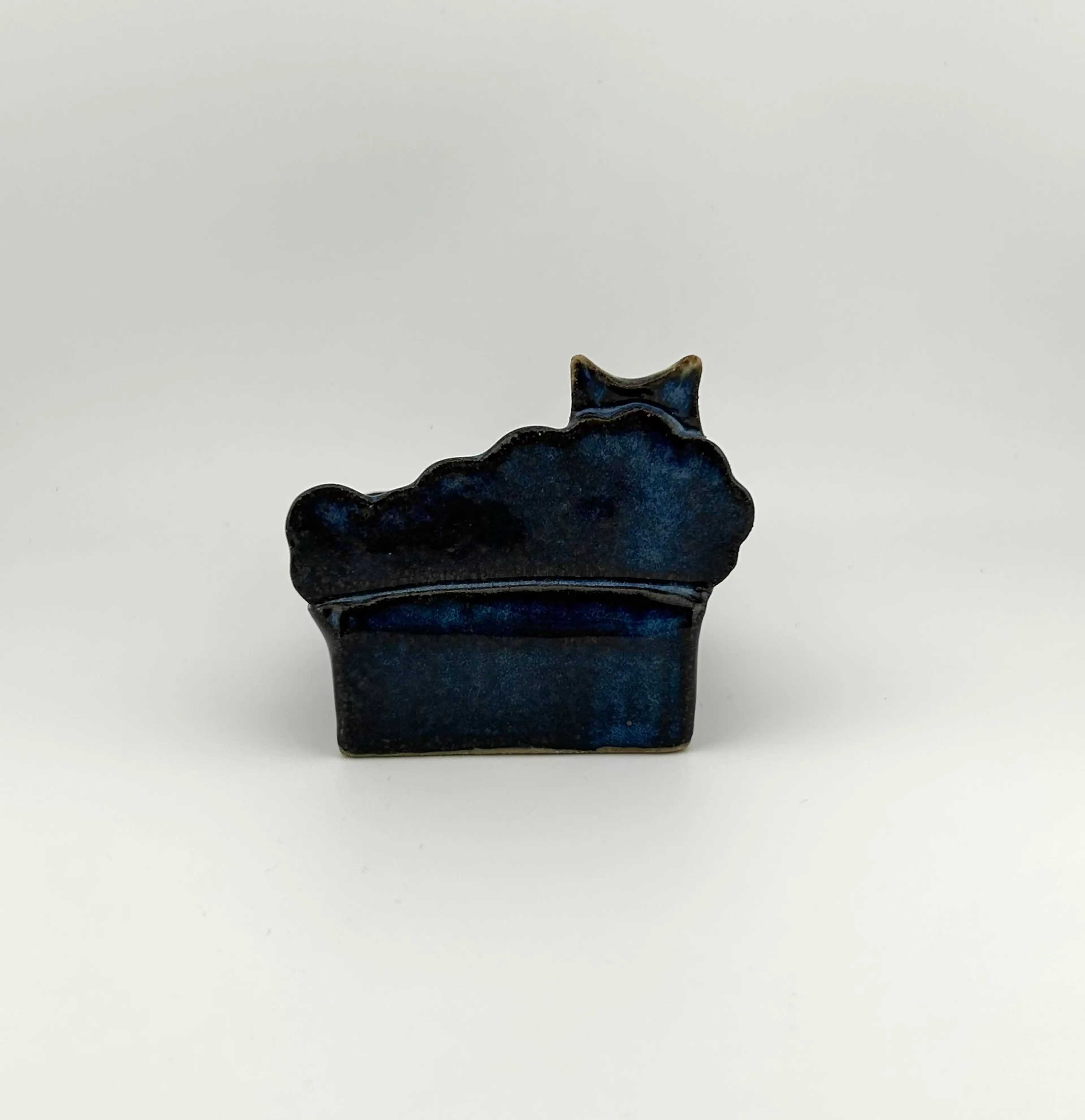 Image 3 of 9