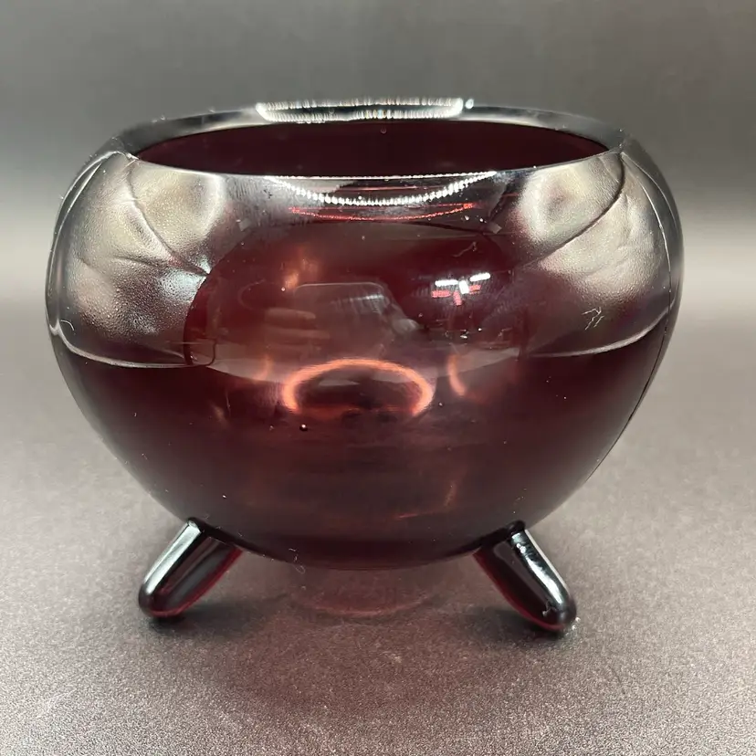 Vintage, MCM Viking 3 Footed Amethyst Glass Bowl