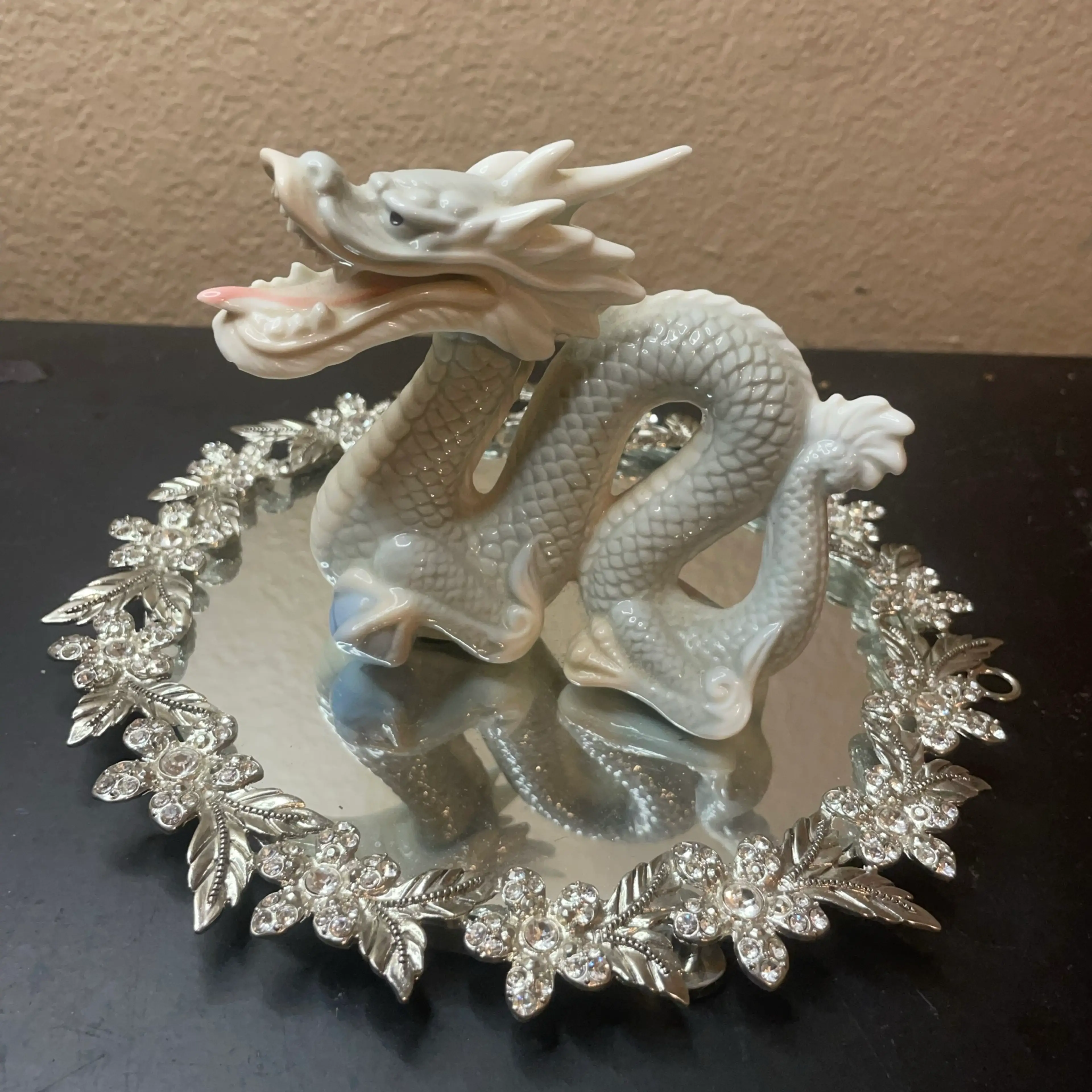Image 5 of 5