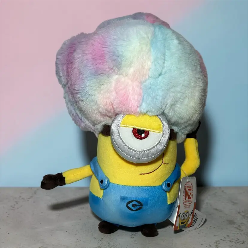 Universal Studios Despicable Me Cotton Candy Hair Minion Plush 12” New W Tag