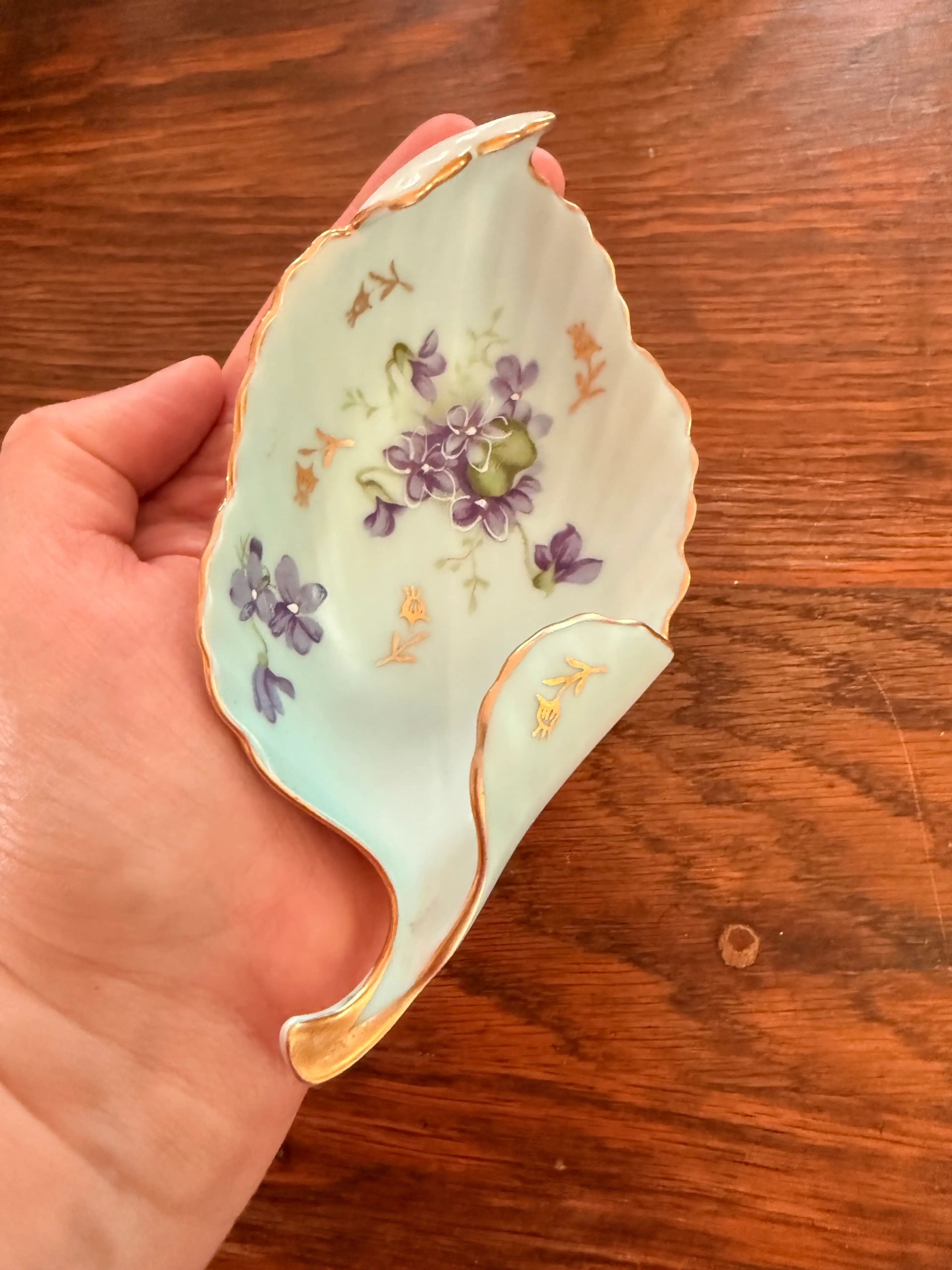 Image 4 of 6