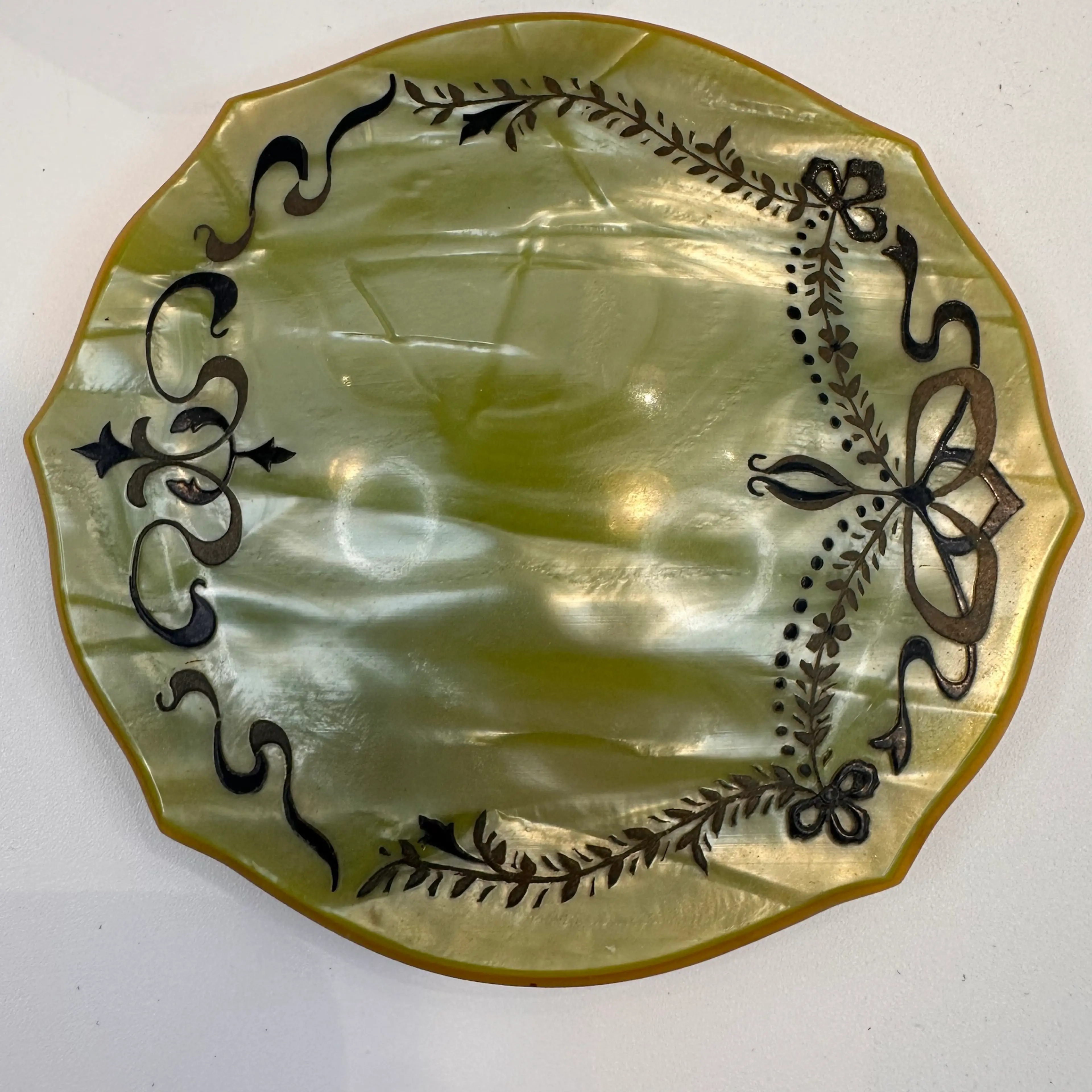 Image 2 of 6