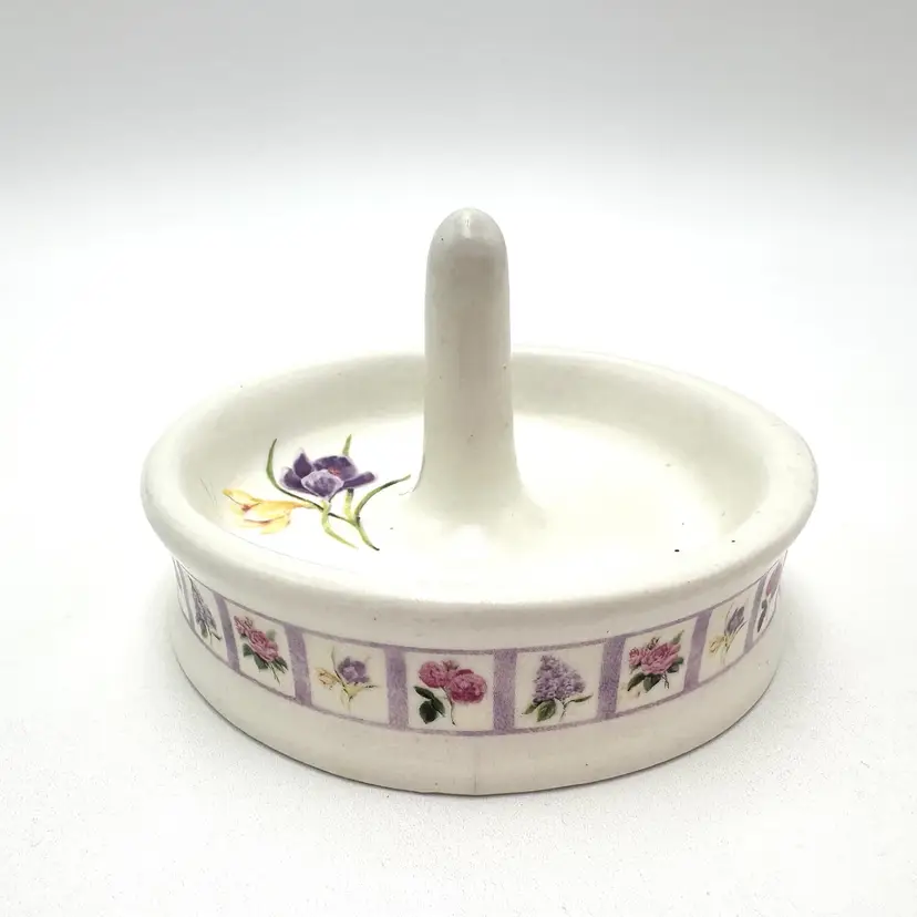 Floral Ceramic Ring Holder Bill Barnes 4.75” D 2.75”H