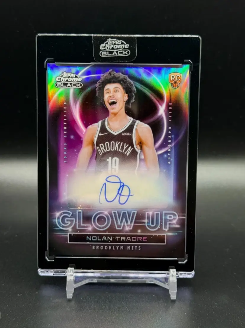 Nolan Traore 2025-26 Topps Chrome Black Glow Up Encased Rookie Autograph