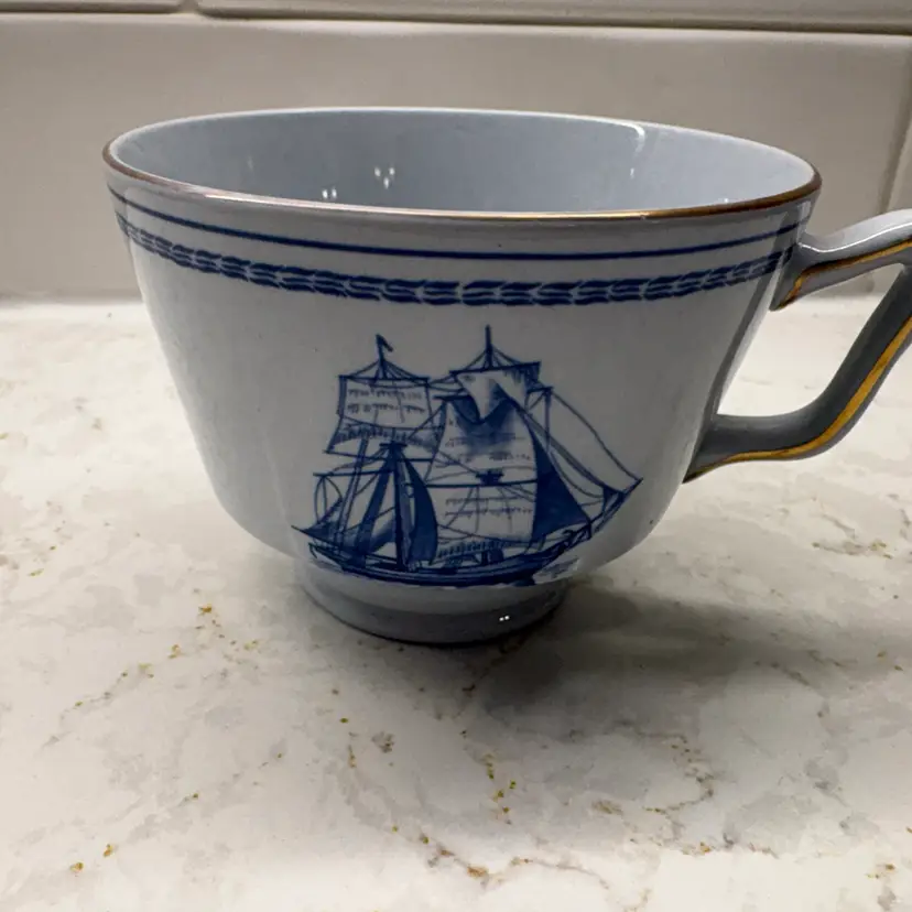 Spode Trade Winds W146 Teacup Brig 1820 Blue White Gold Trim England Vintage