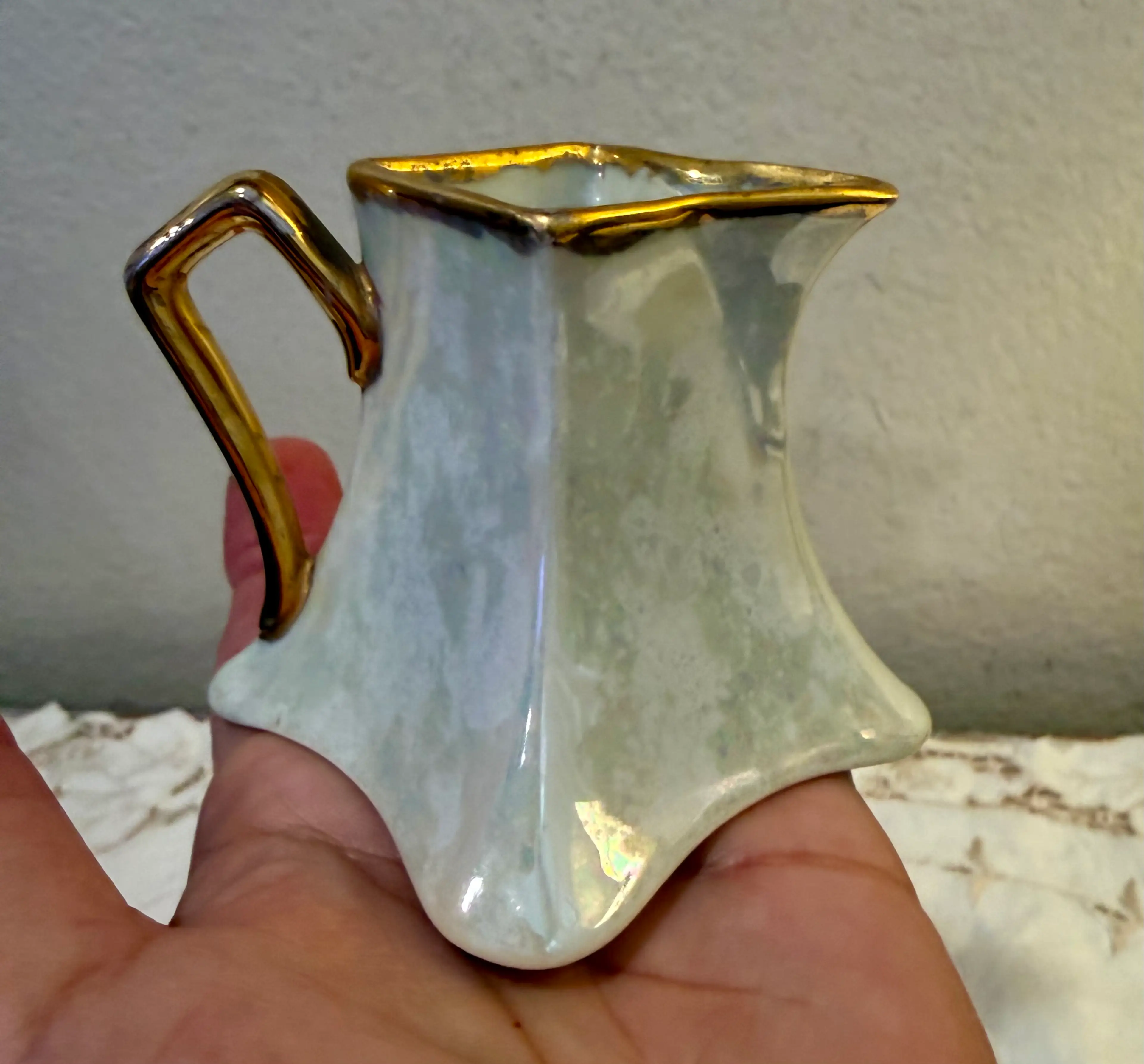 Image 4 of 11
