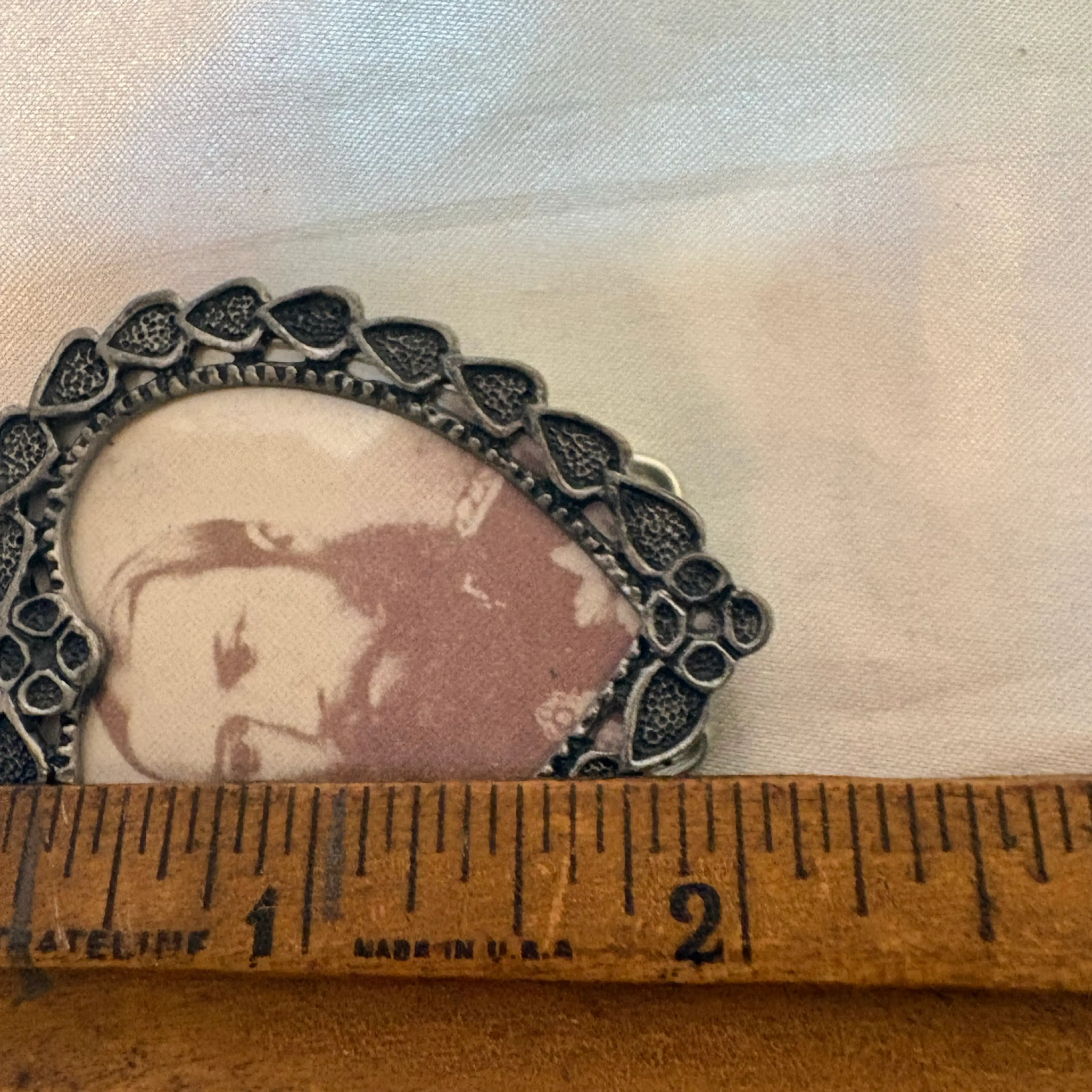Image 3 of 3