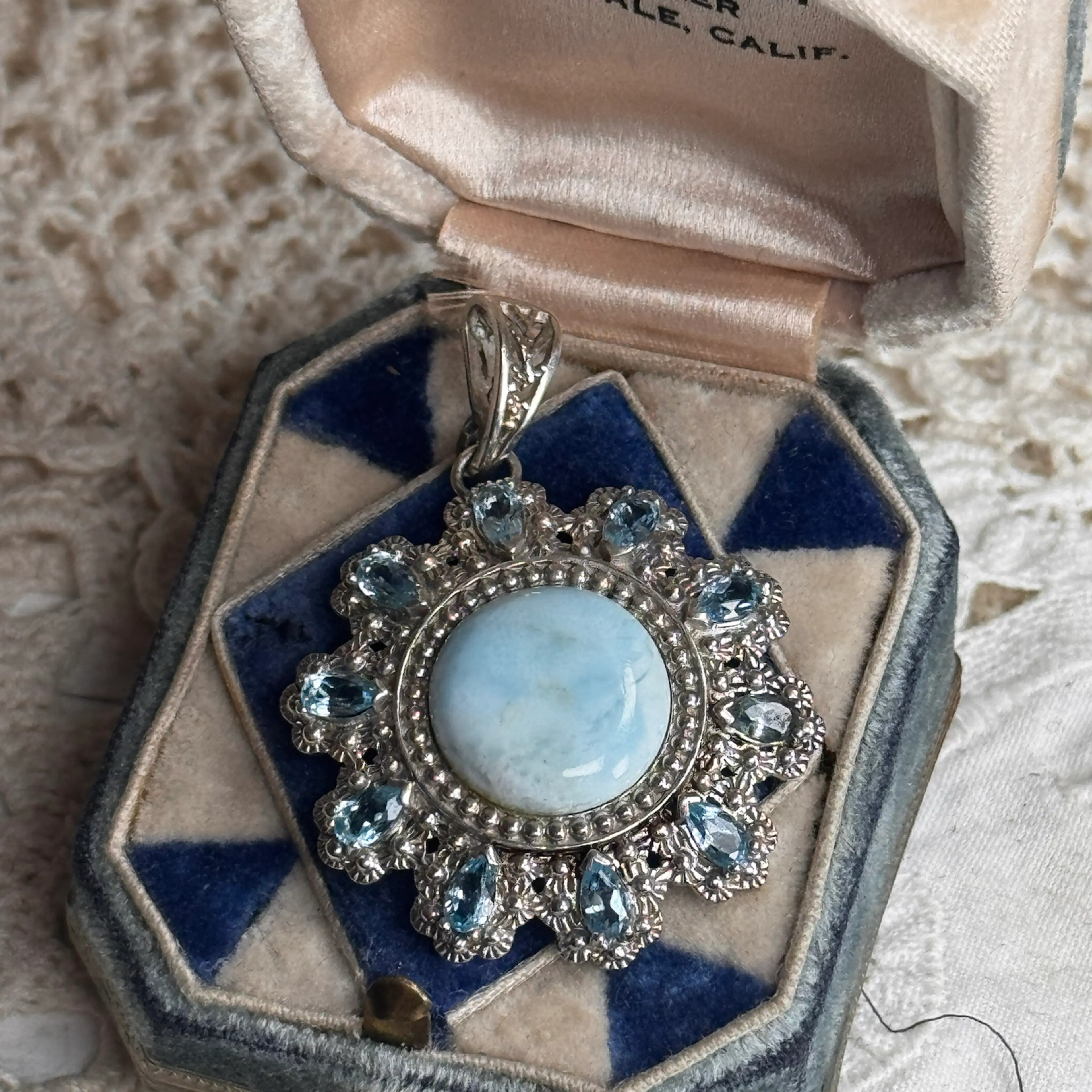 Image 2 of 2