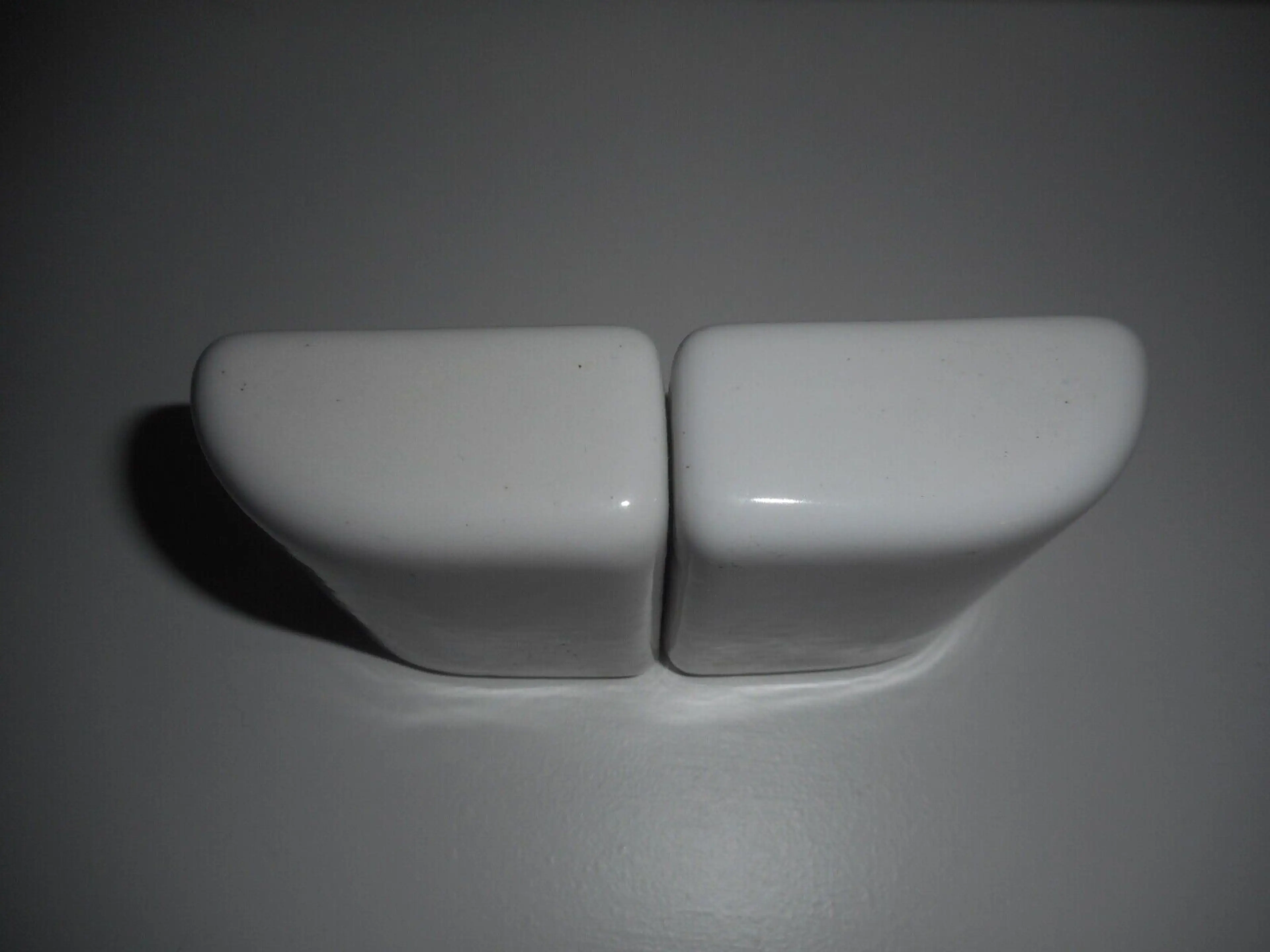 Image 2 of 7