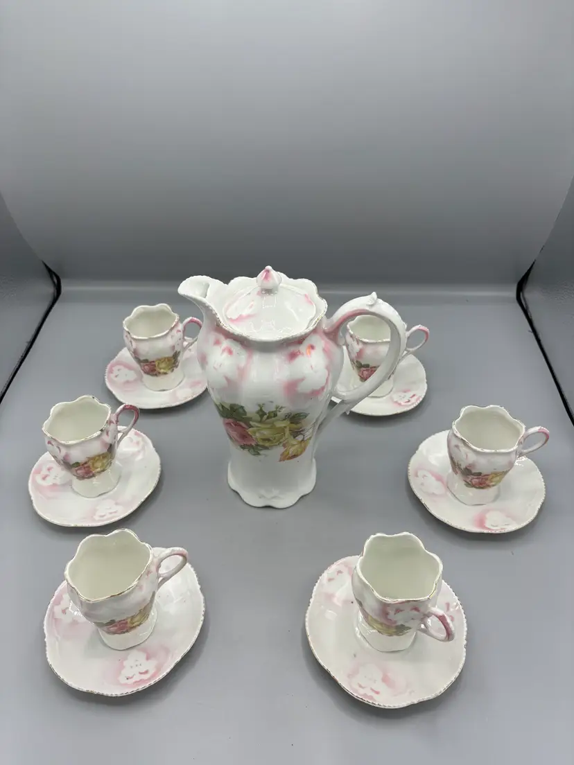 Vintage Chocolate pot with 6 cups & saucers