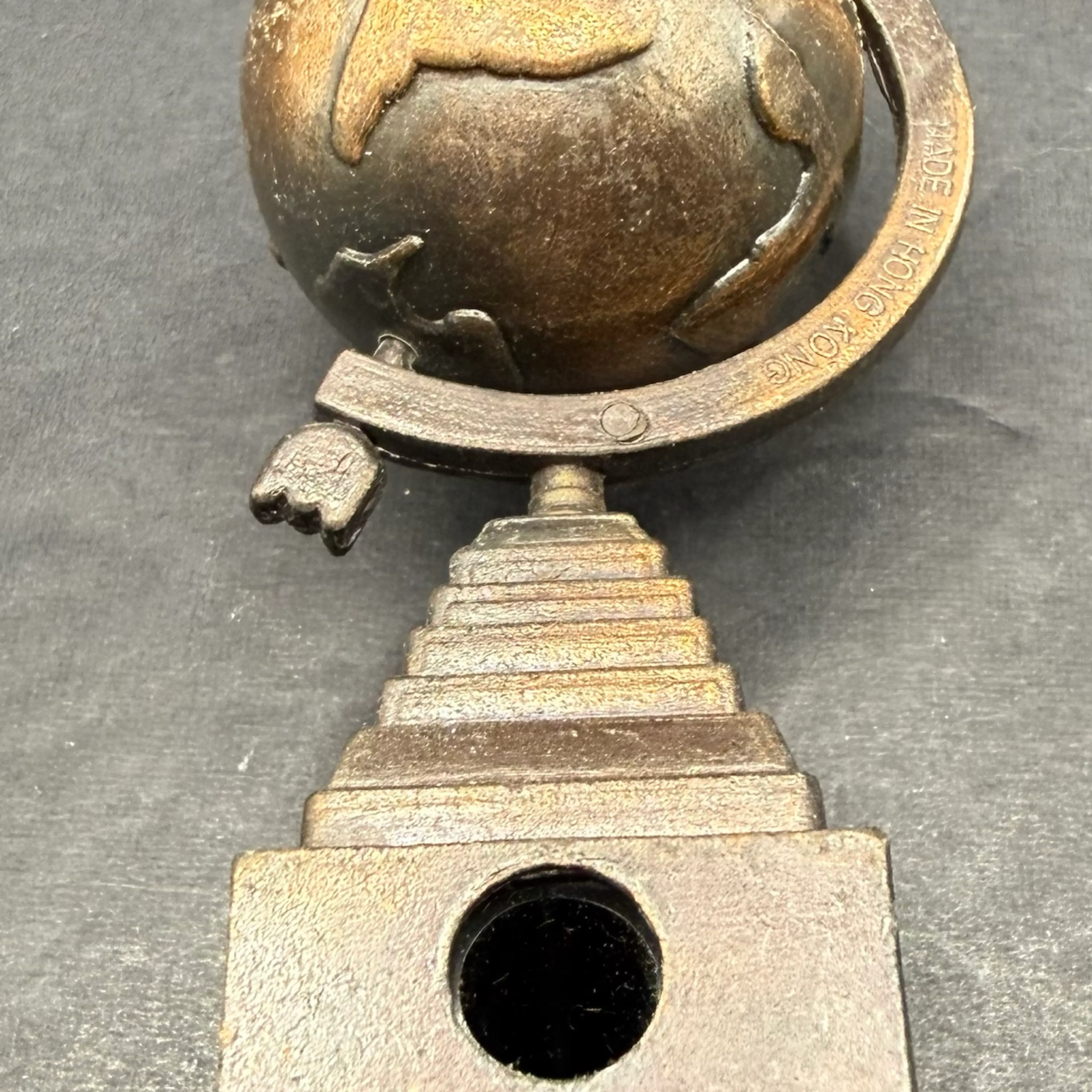 Image 4 of 6