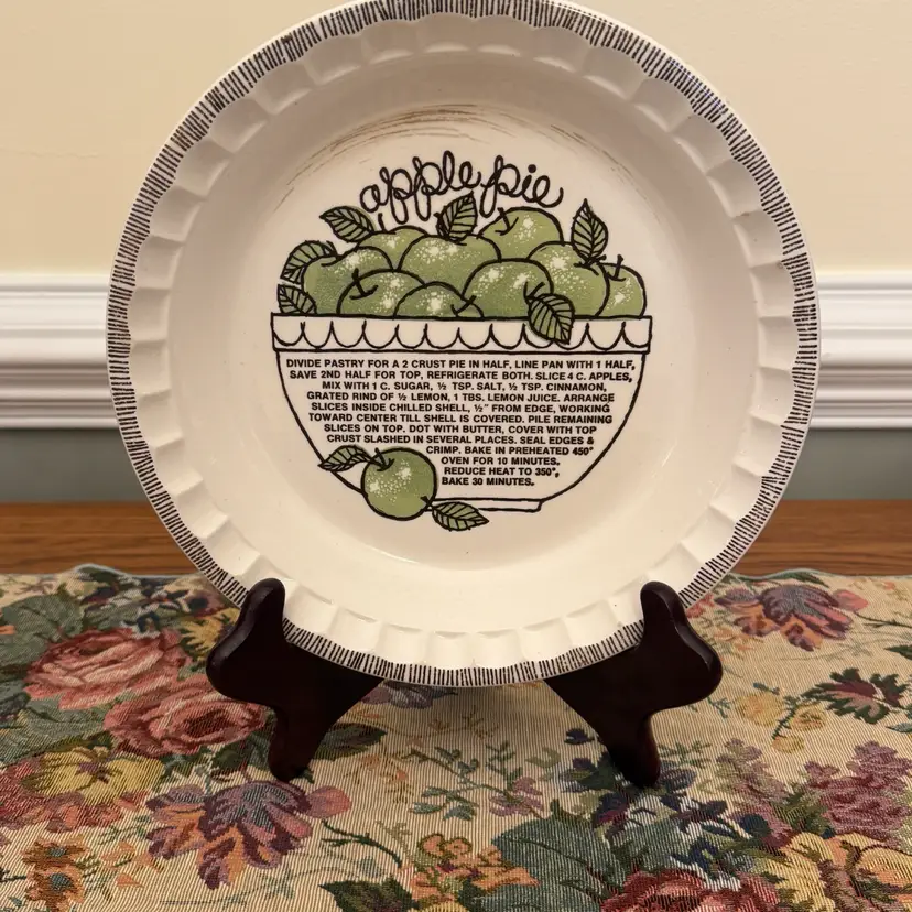 Vintage Royal China by Jeannette Apple Pie Recipe Plate 11” USA Green Apples (deep Dish)