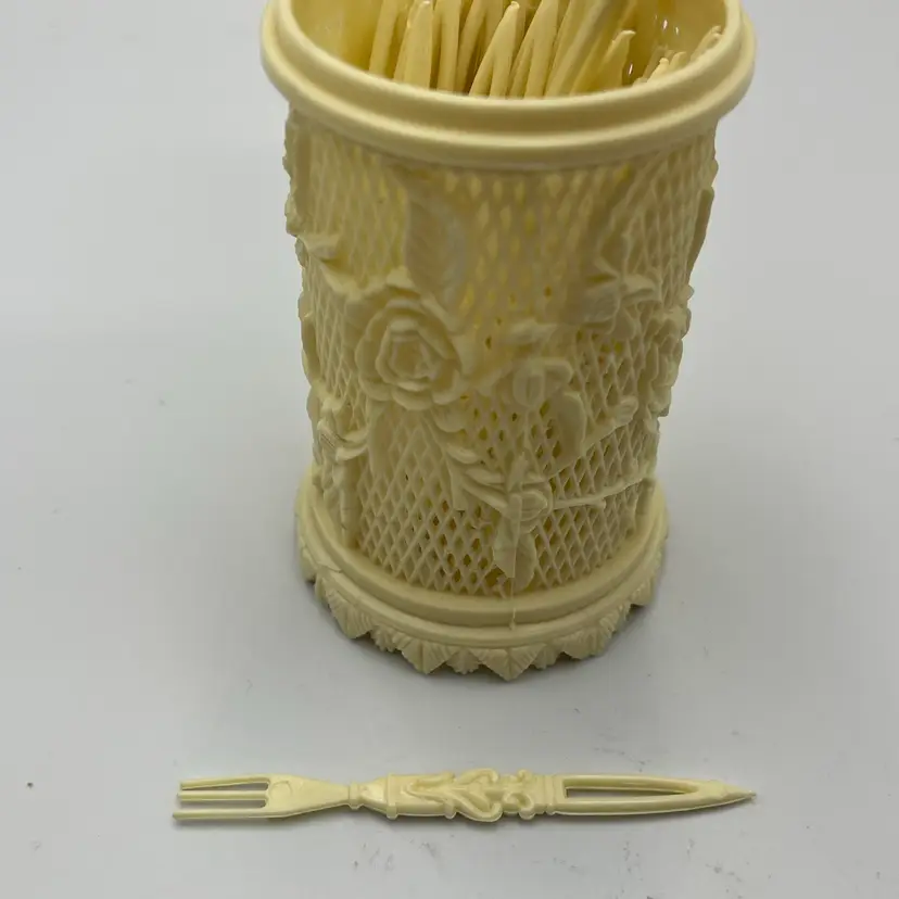 Celluloid- Lattice & Rose Appetizer Fork Holder